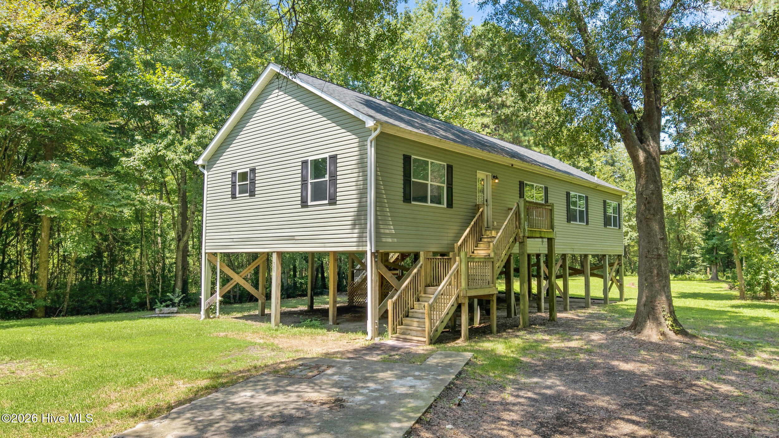 1st image of 309 Burgaw Creek Loop Rd, Burgaw, NC 28425 | MLS# 100589084