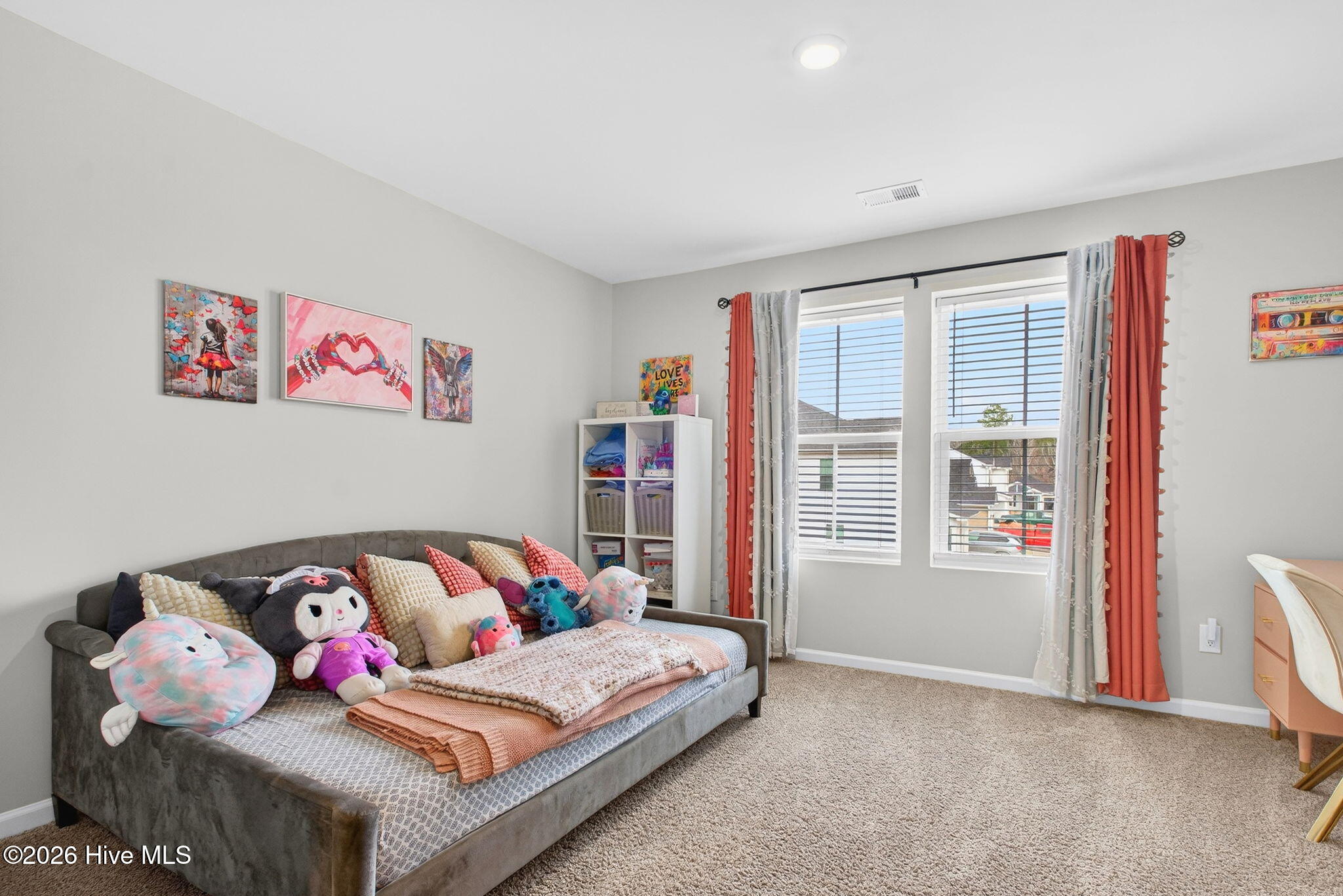 100556133 | Photo 30