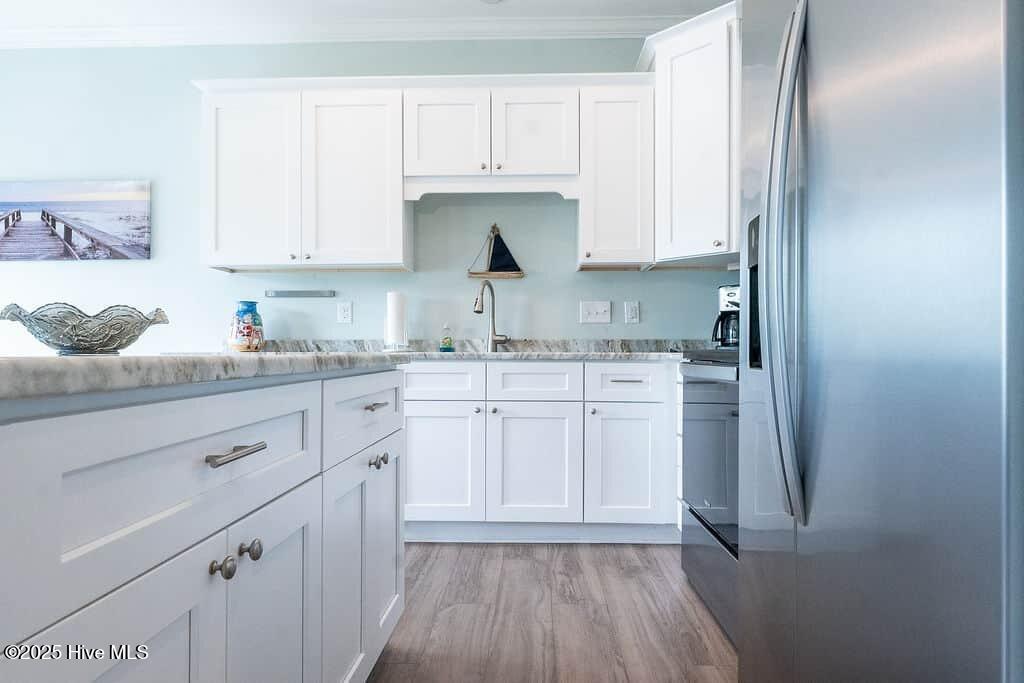 100546949 | Photo 12