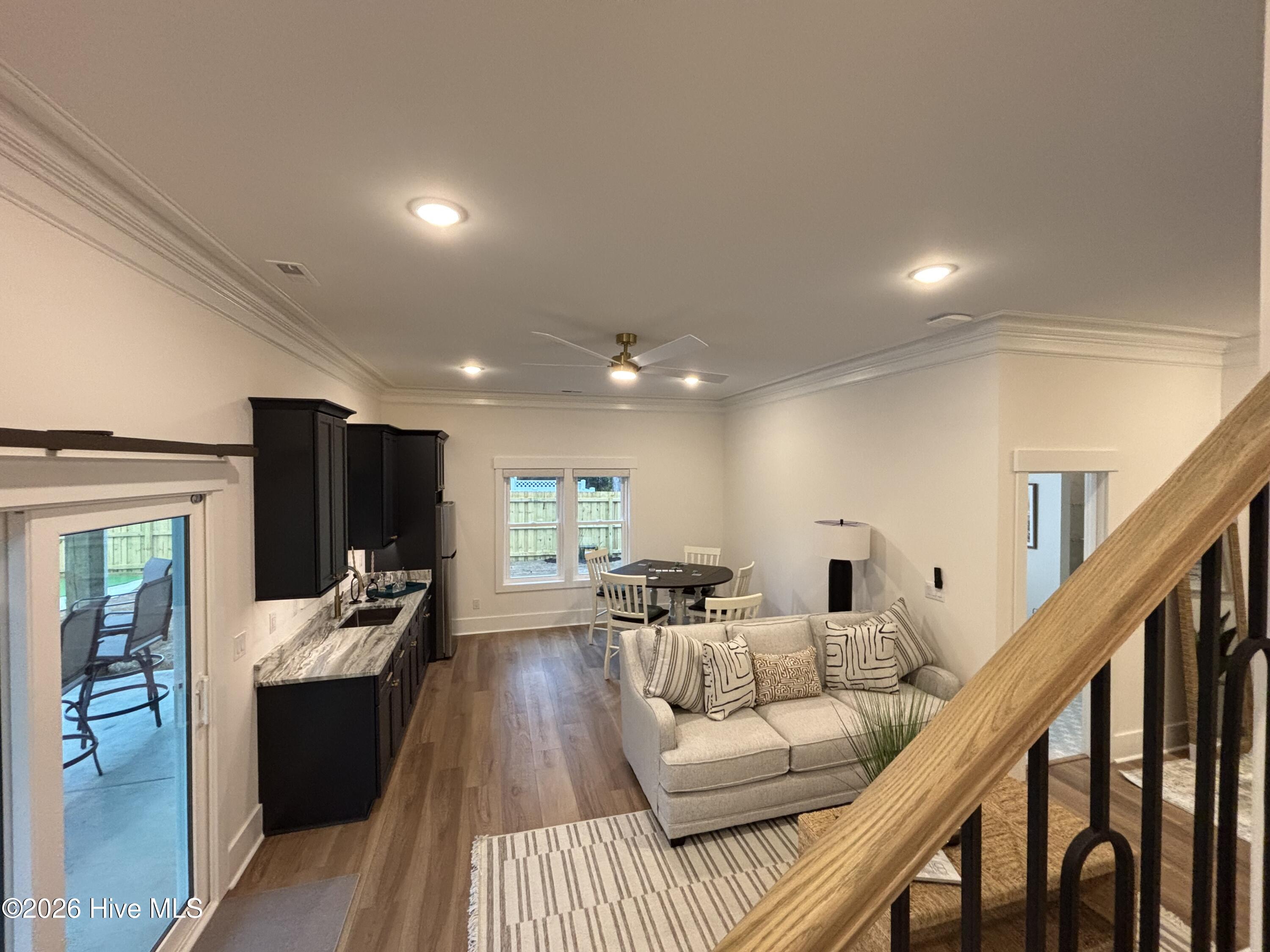 100516902 | Photo 107