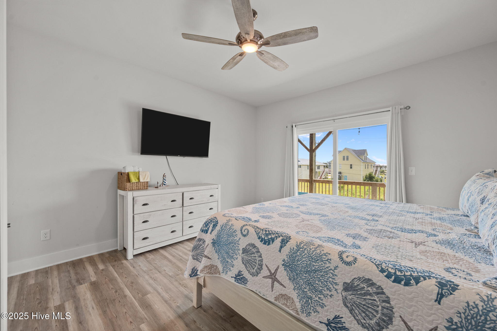 100522252 | Photo 34