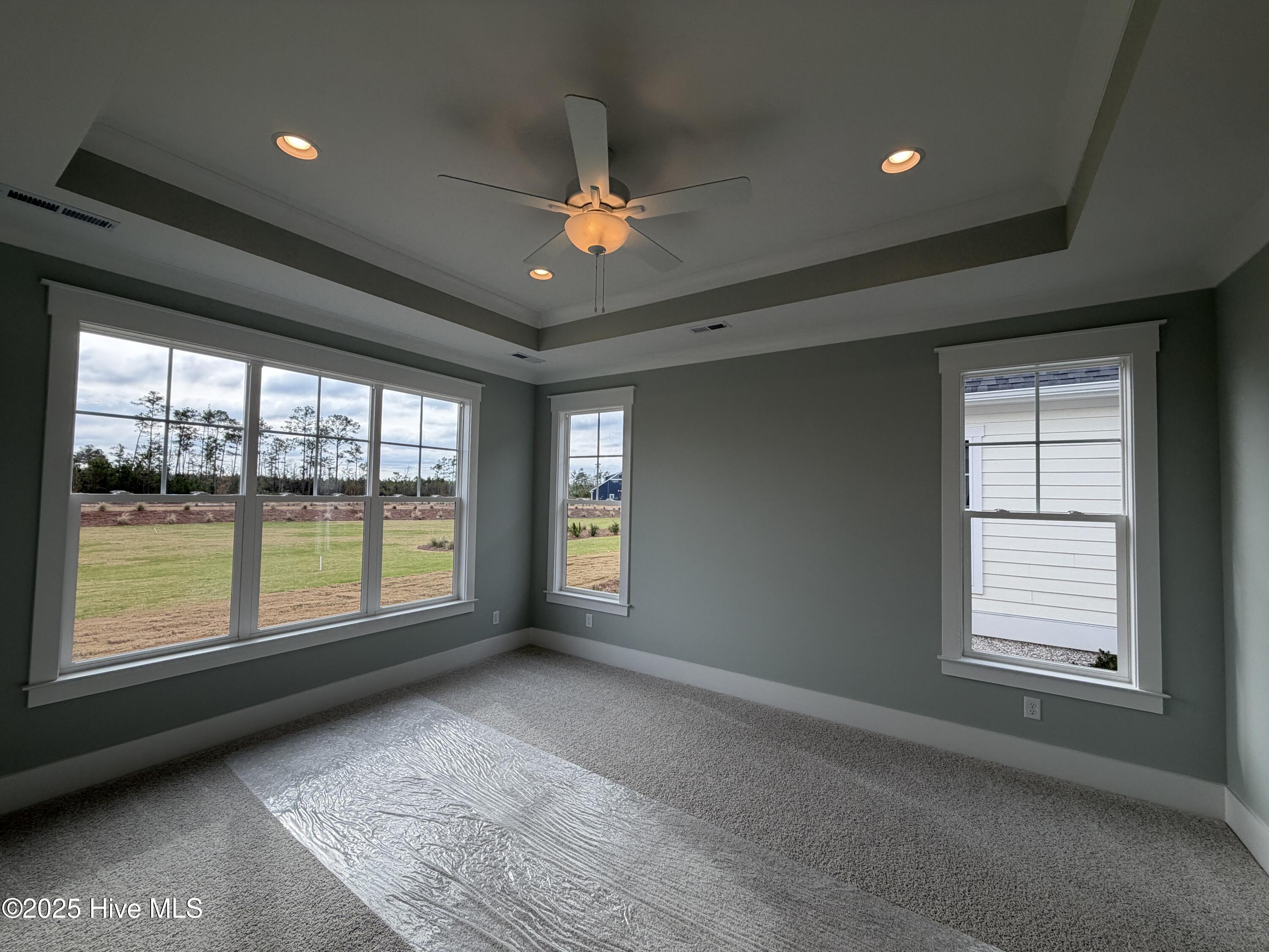 100531955 | Photo 26