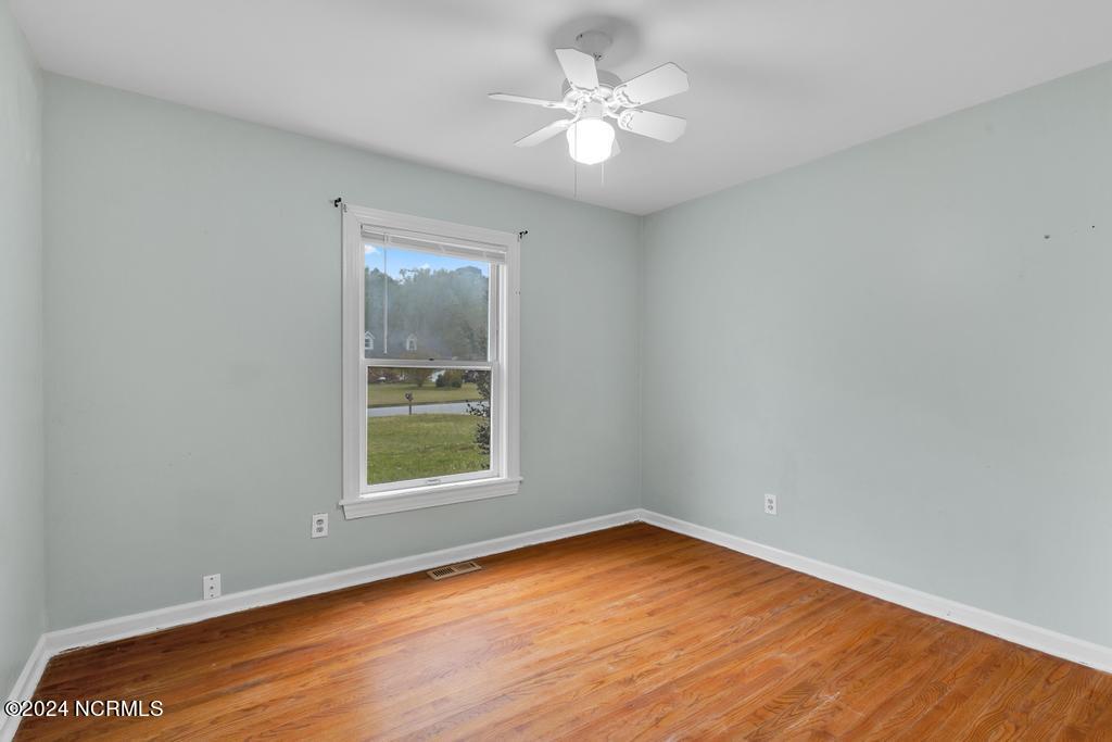 100560504 | Photo 12