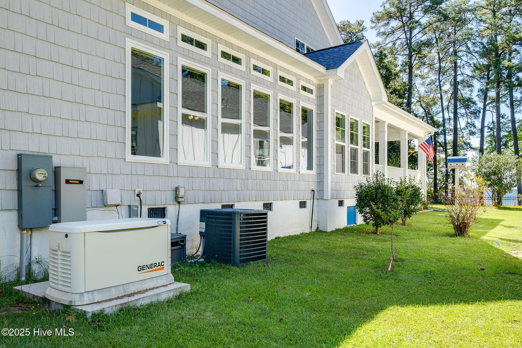 100534572 | Photo 38