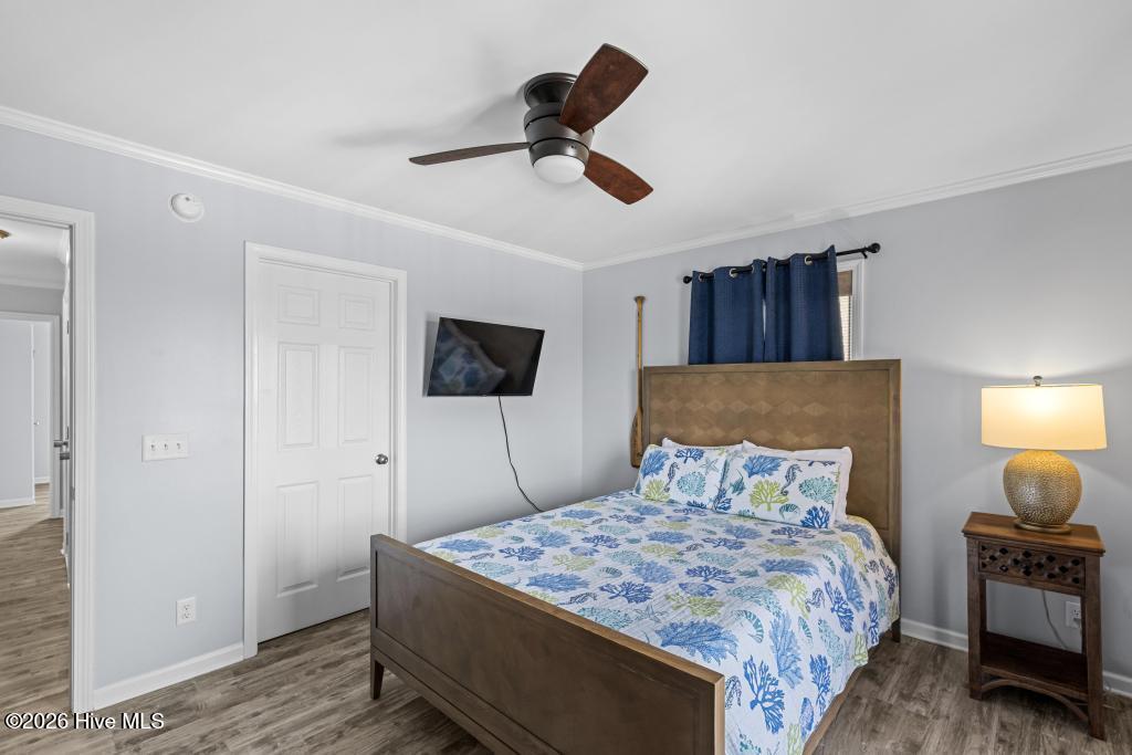 100559201 | Photo 25