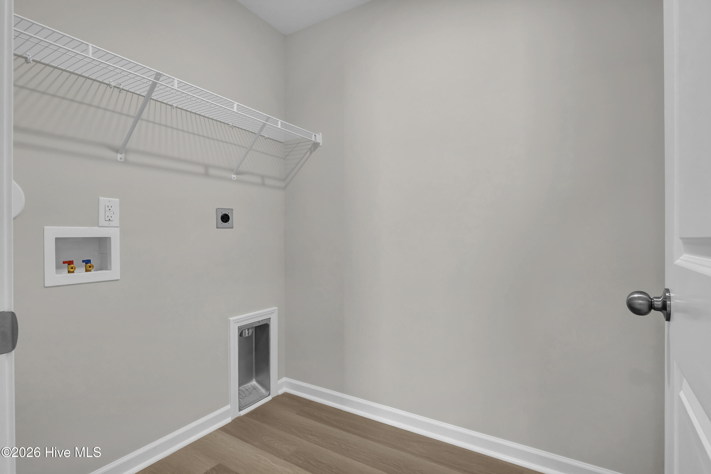 100541476 | Photo 22