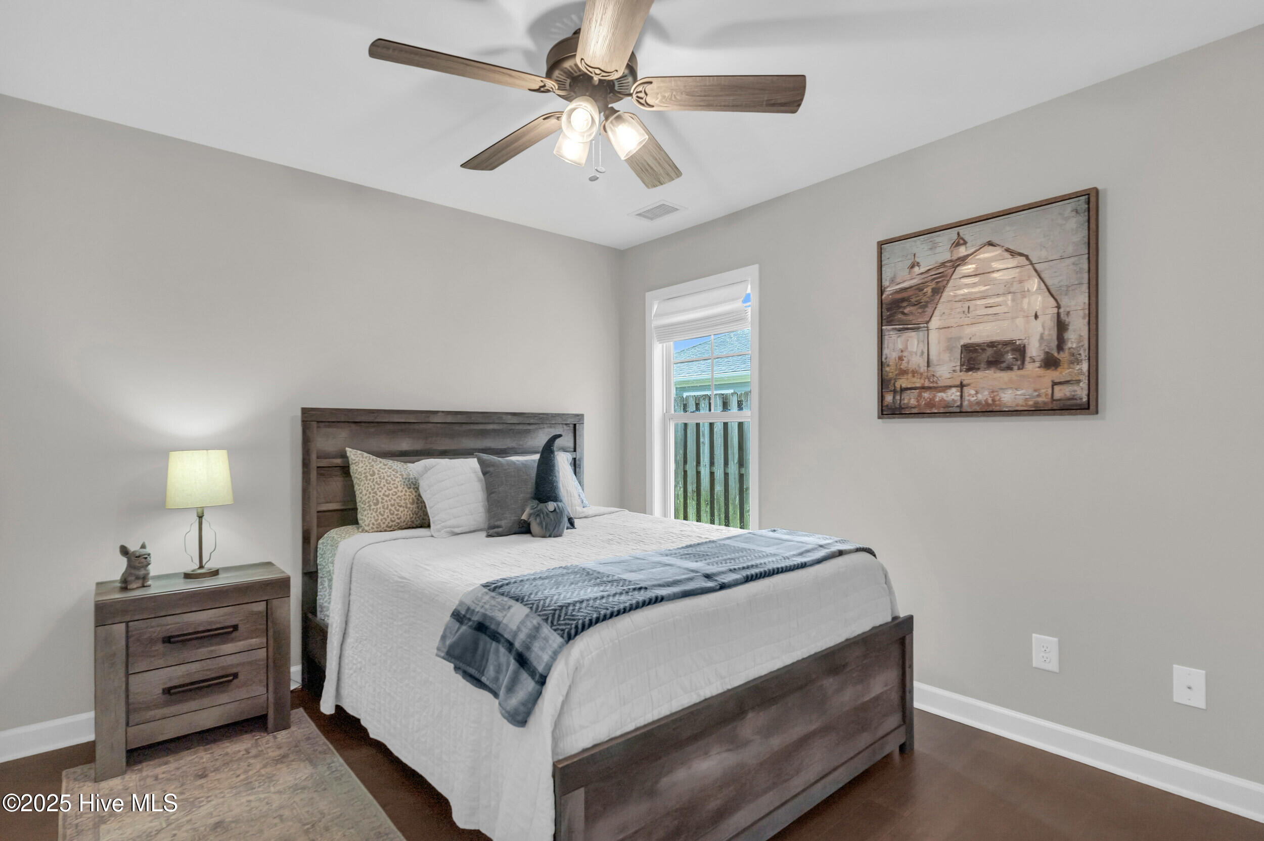 100539795 | Photo 24