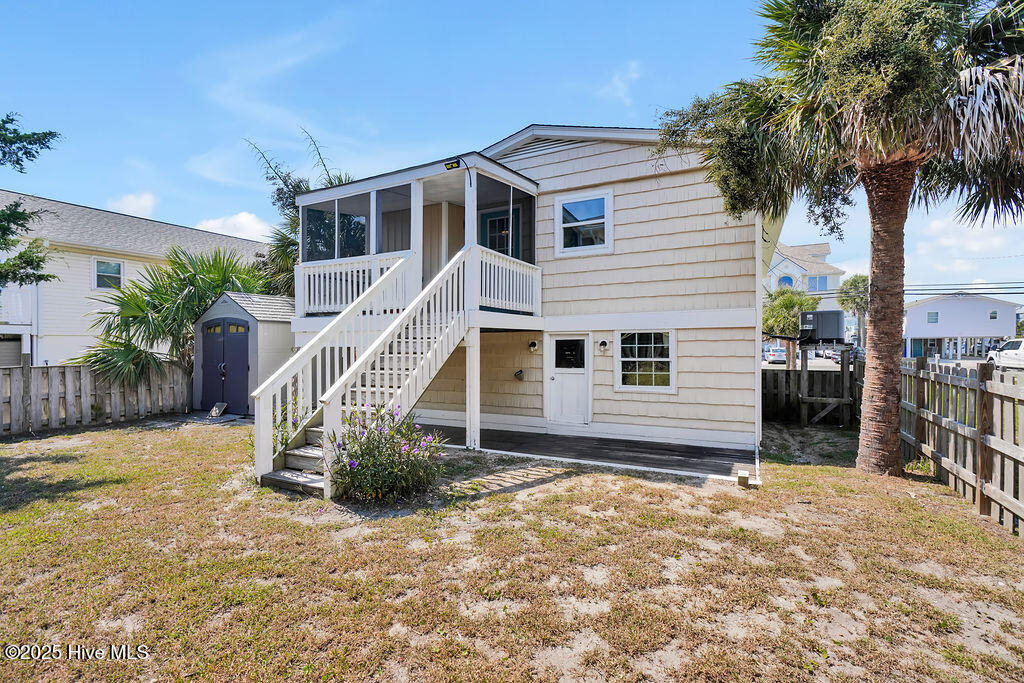 100532068 | Photo 29