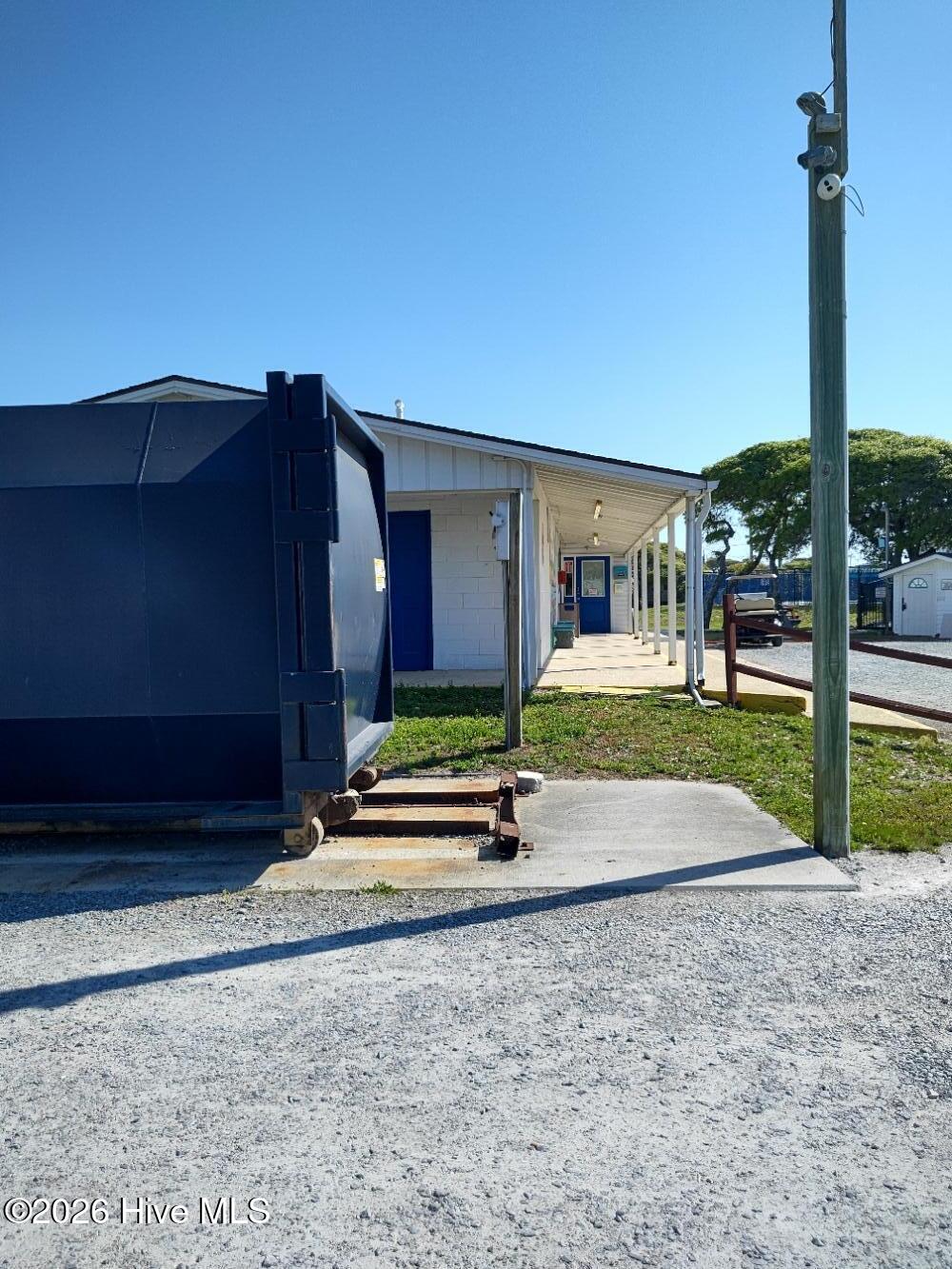 100567863 | Photo 42