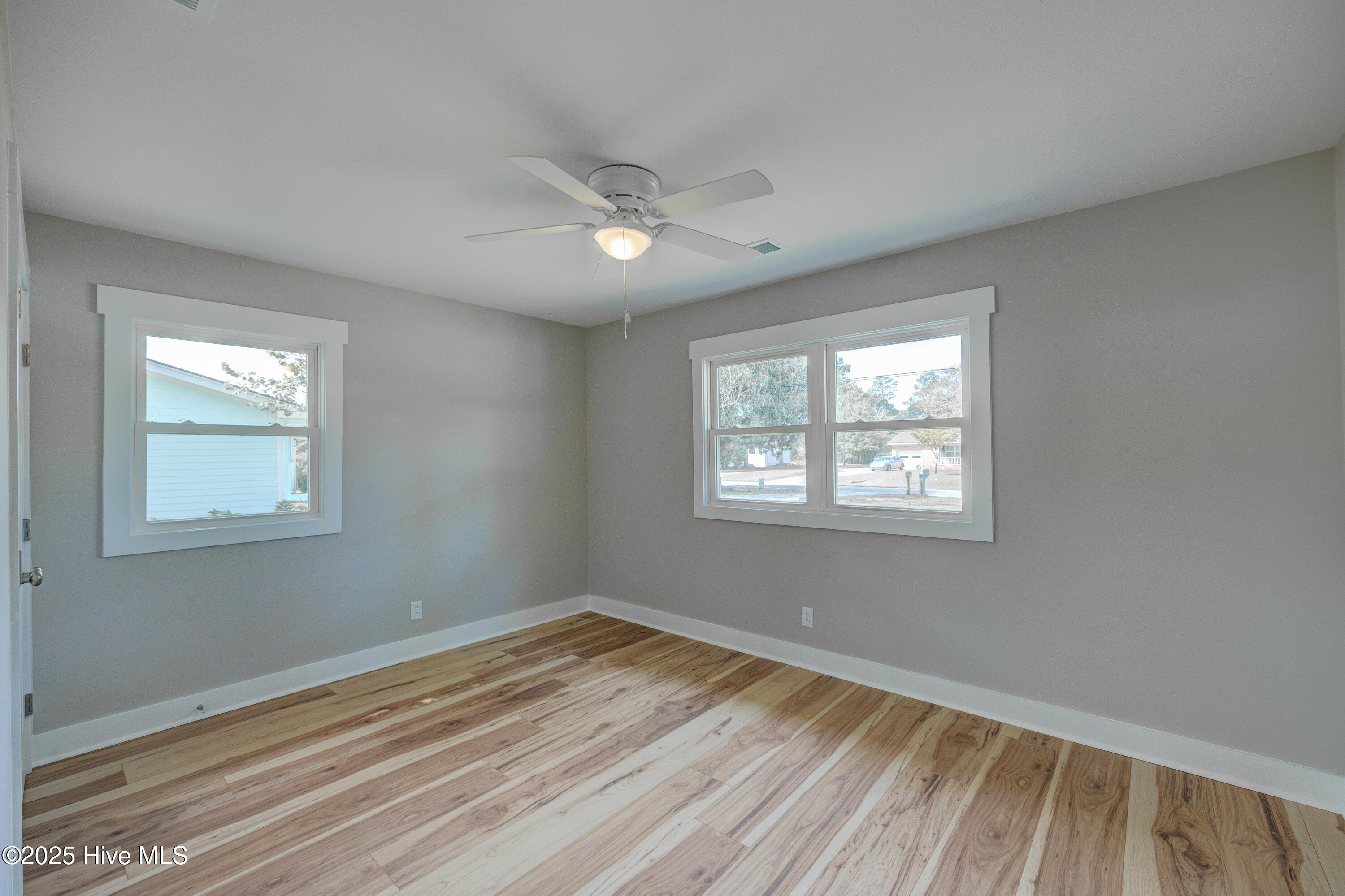 100534169 | Photo 30