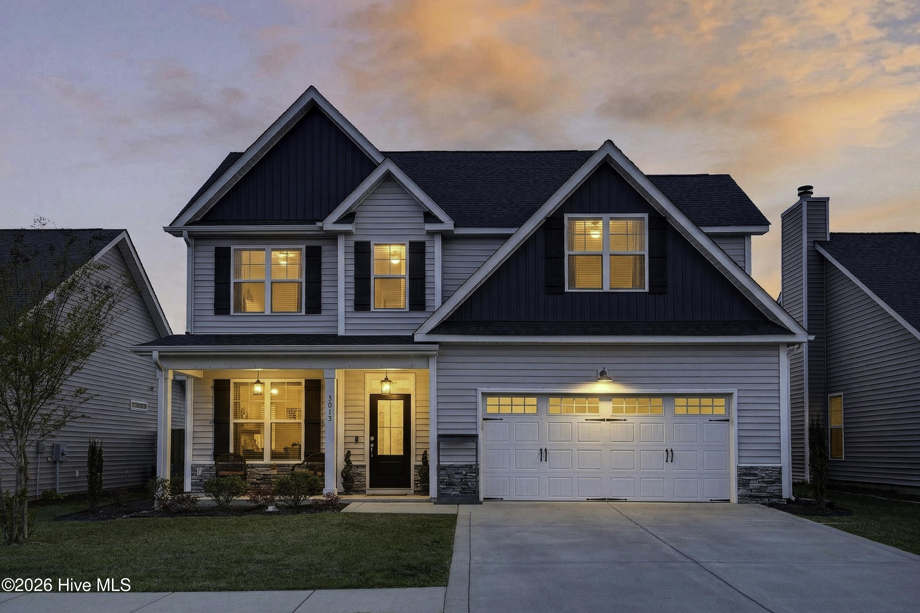 100563705 | Photo 39