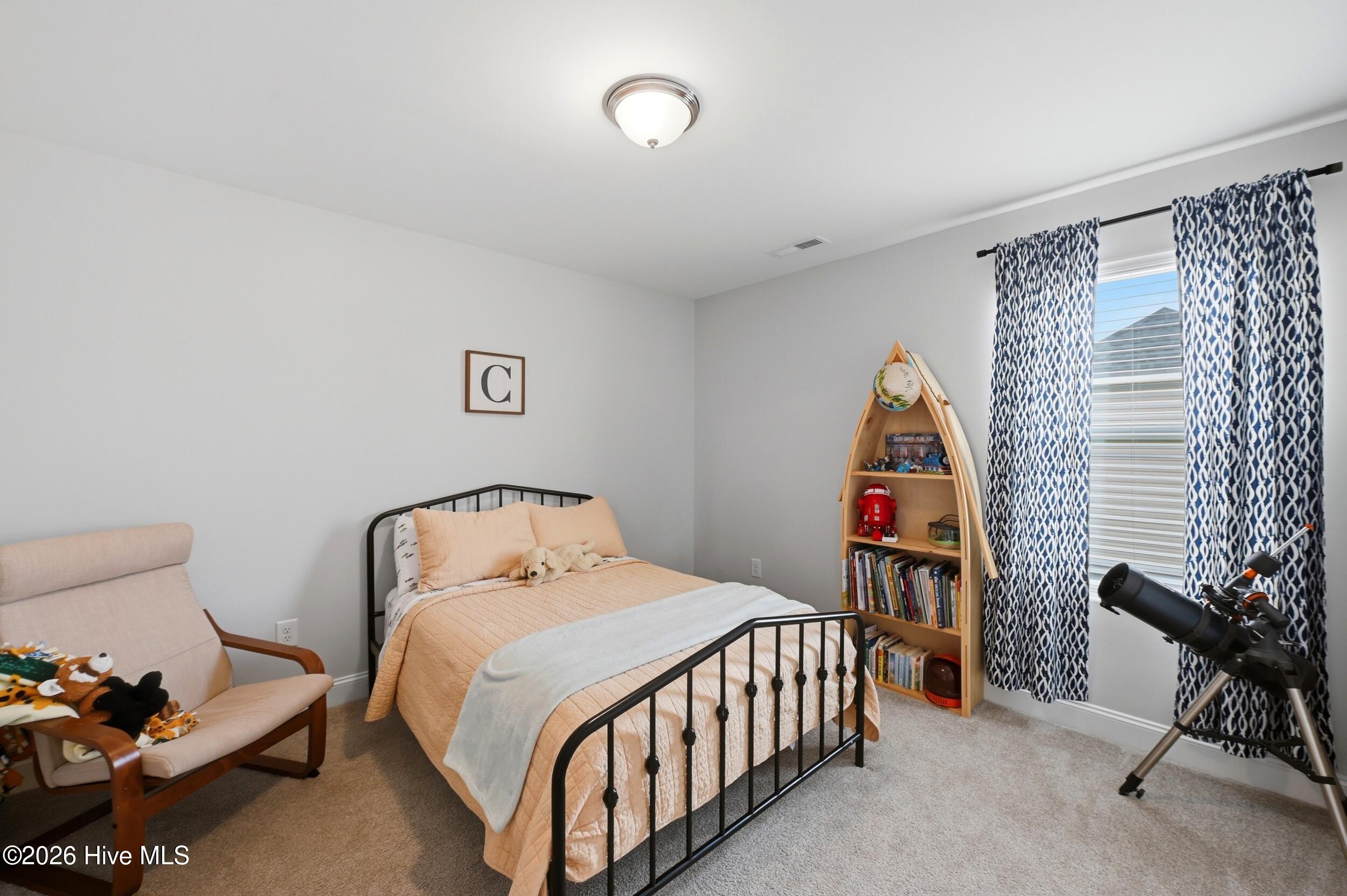 100562892 | Photo 26