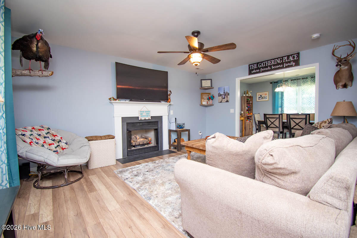 124 Waterford Way,Maysville