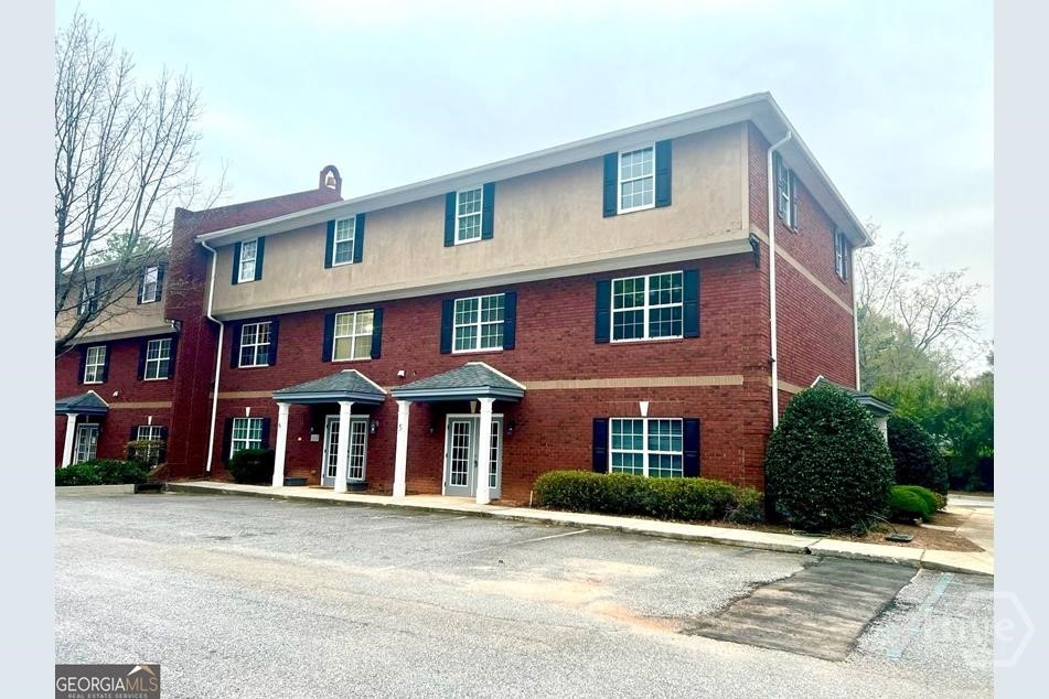 Property at 105 Whitehead Road