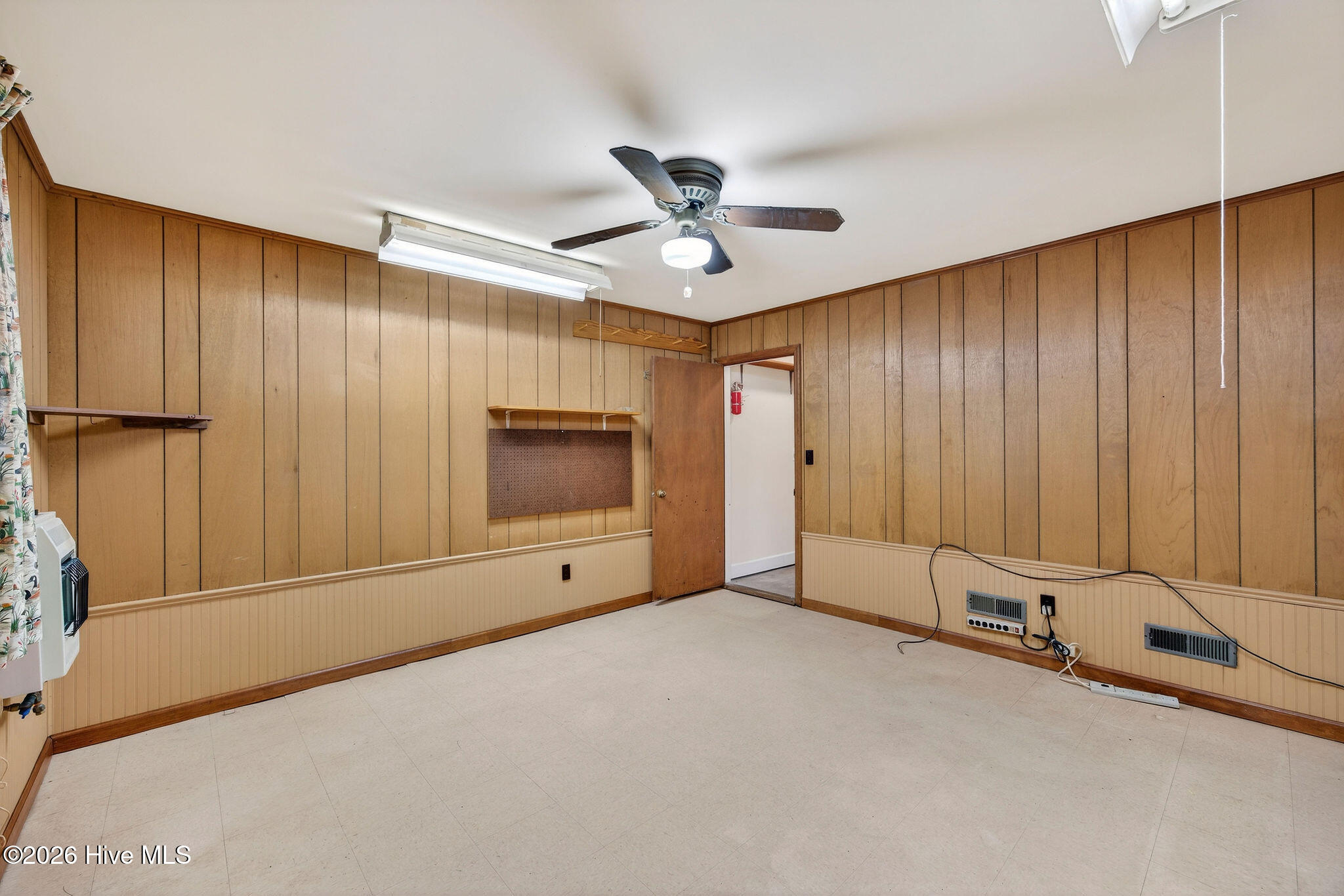 100556138 | Photo 41