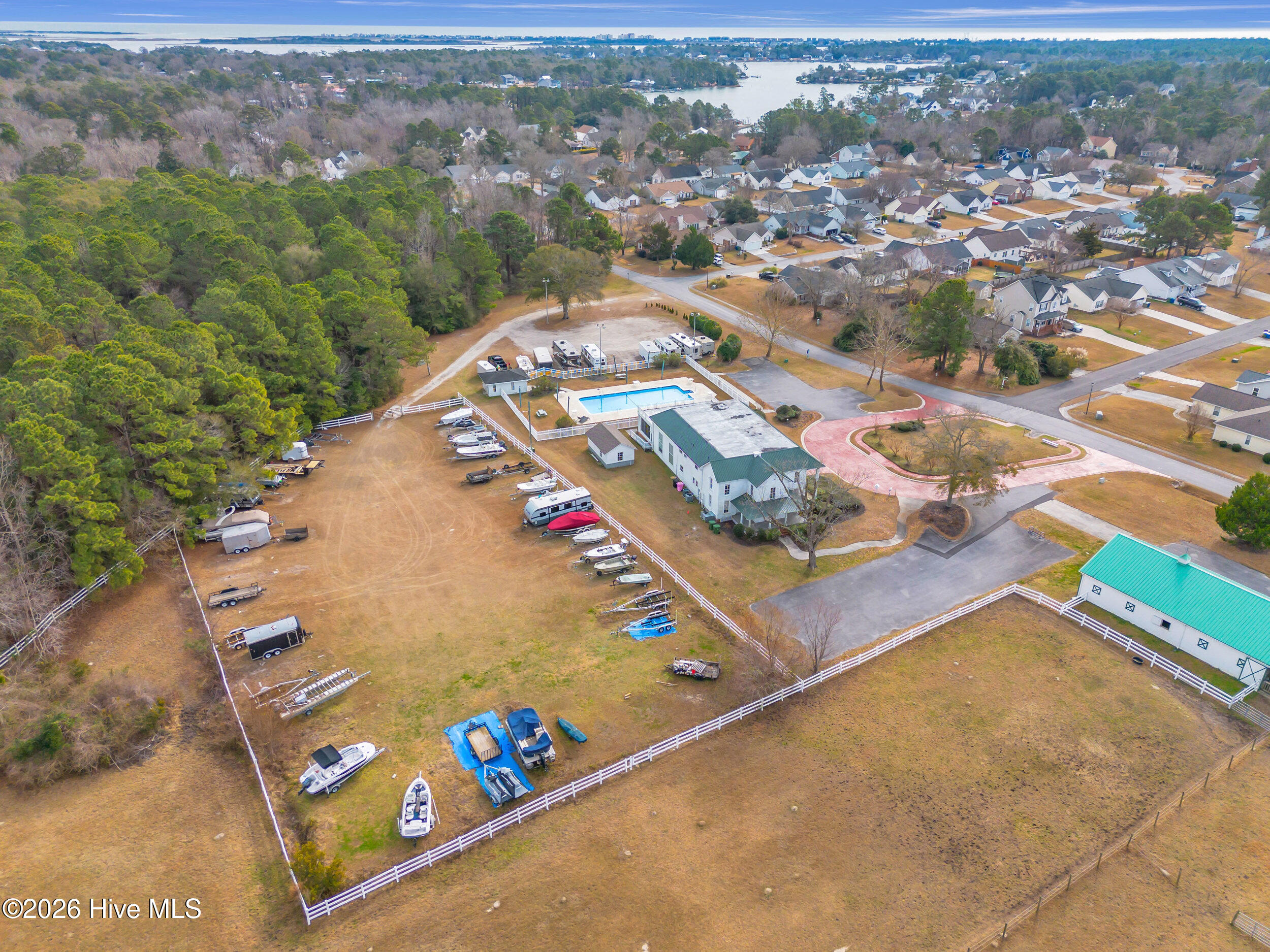 100554292 | Photo 49