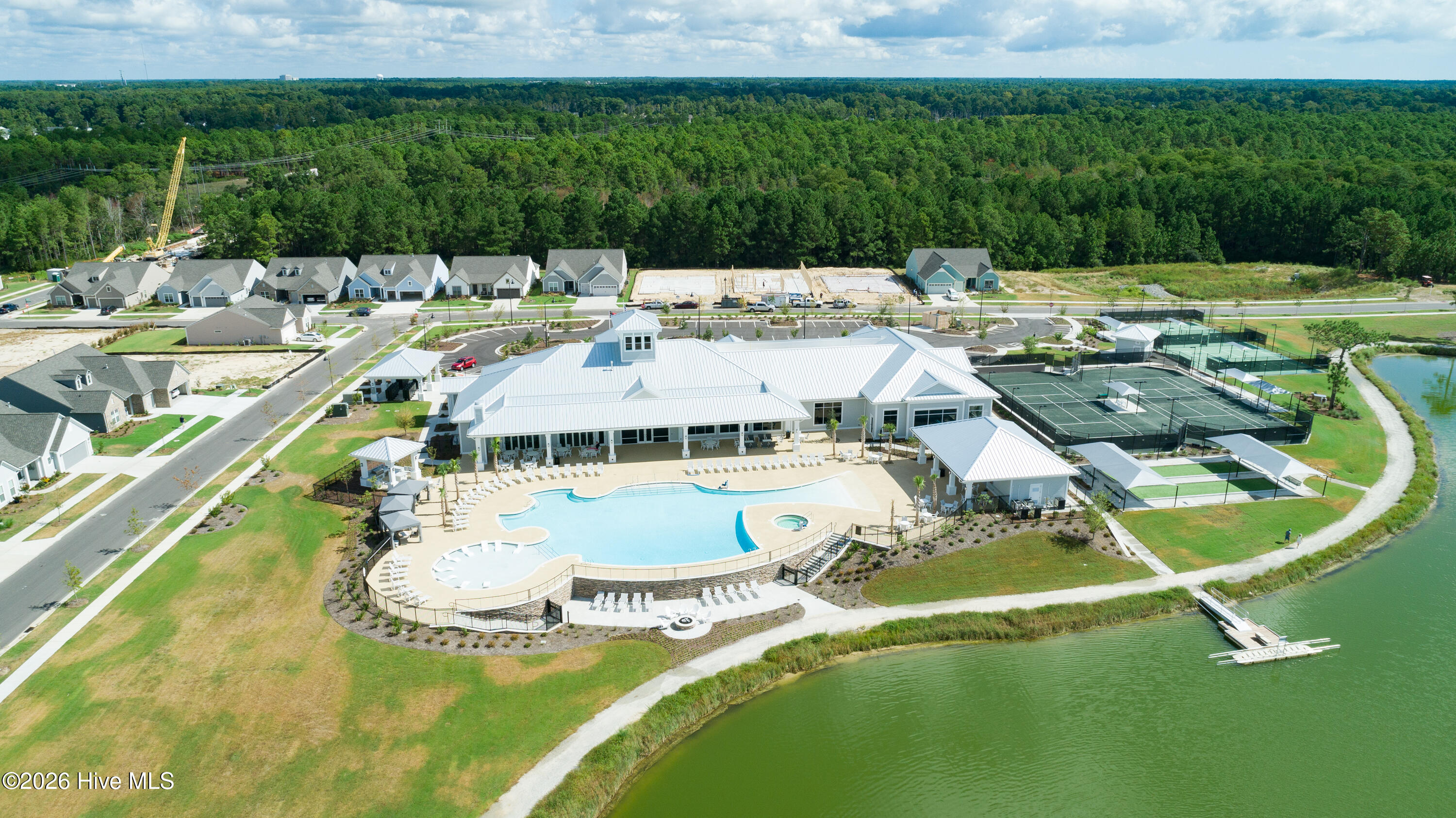 100555746 | Photo 54