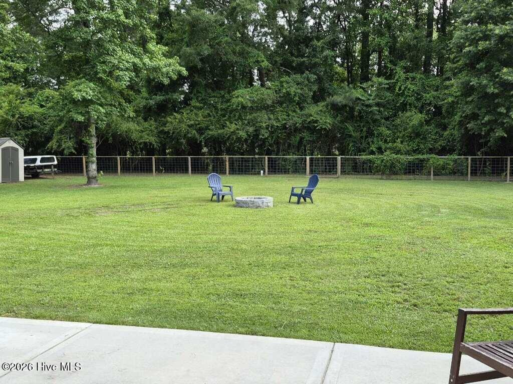 100570244 | Photo 49