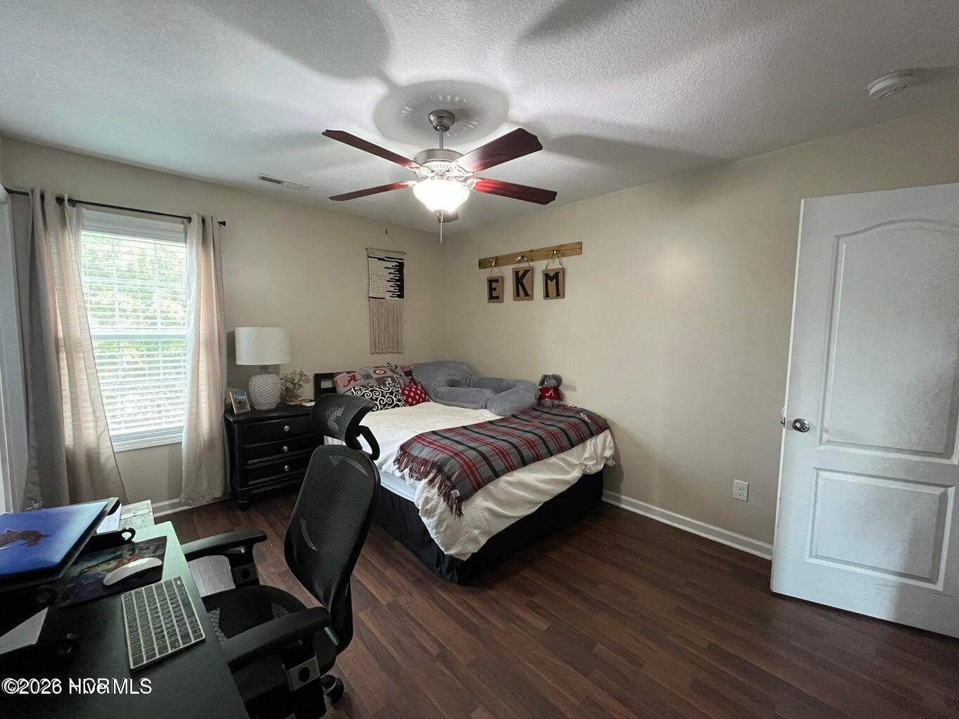 100554553 | Photo 11