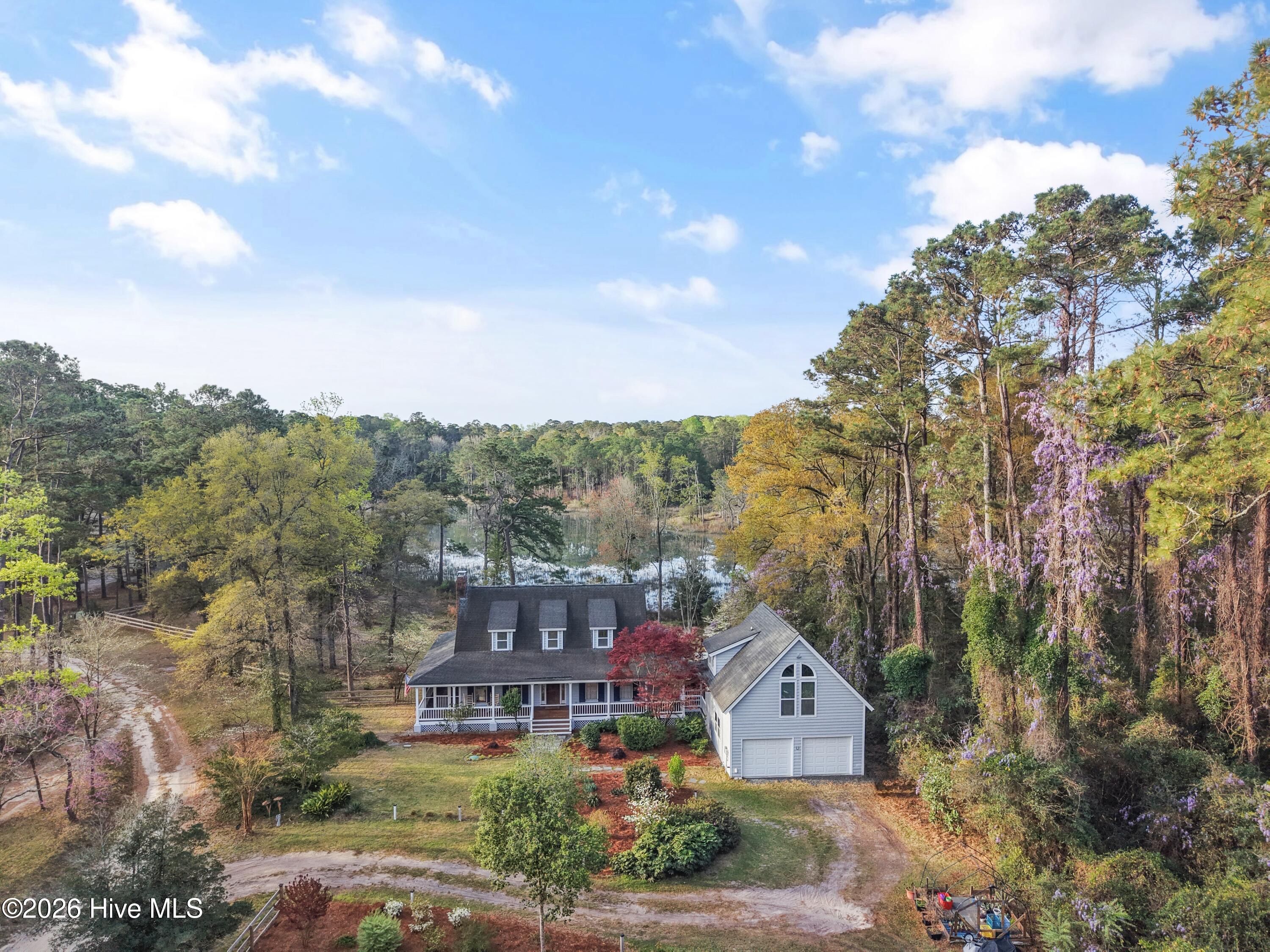 100564312 | Photo 69