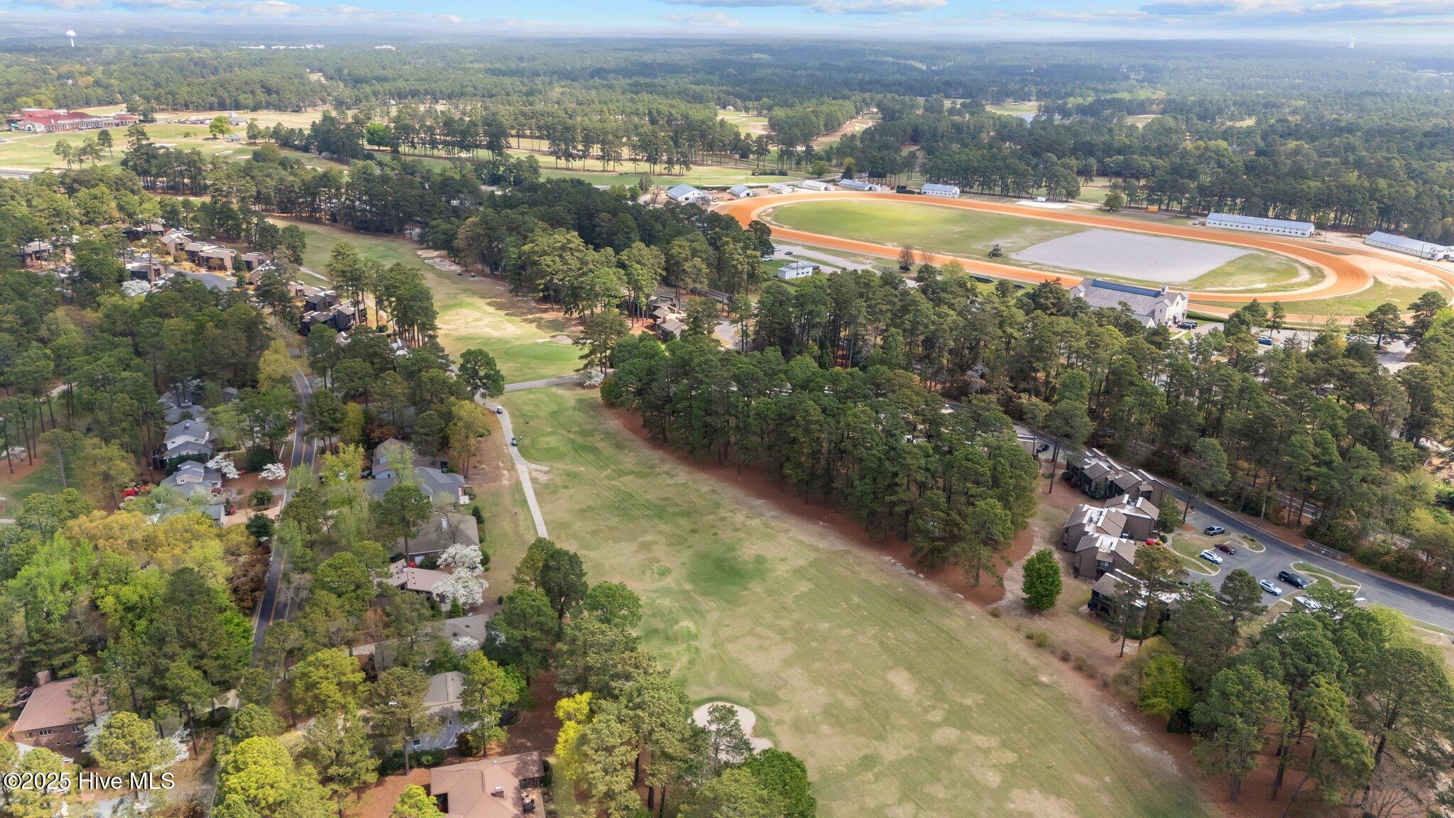 5 Pine Tree Road 211
