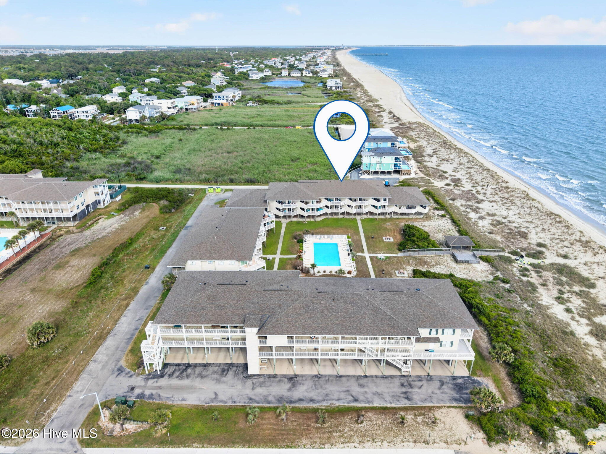 100570514 | Photo 48