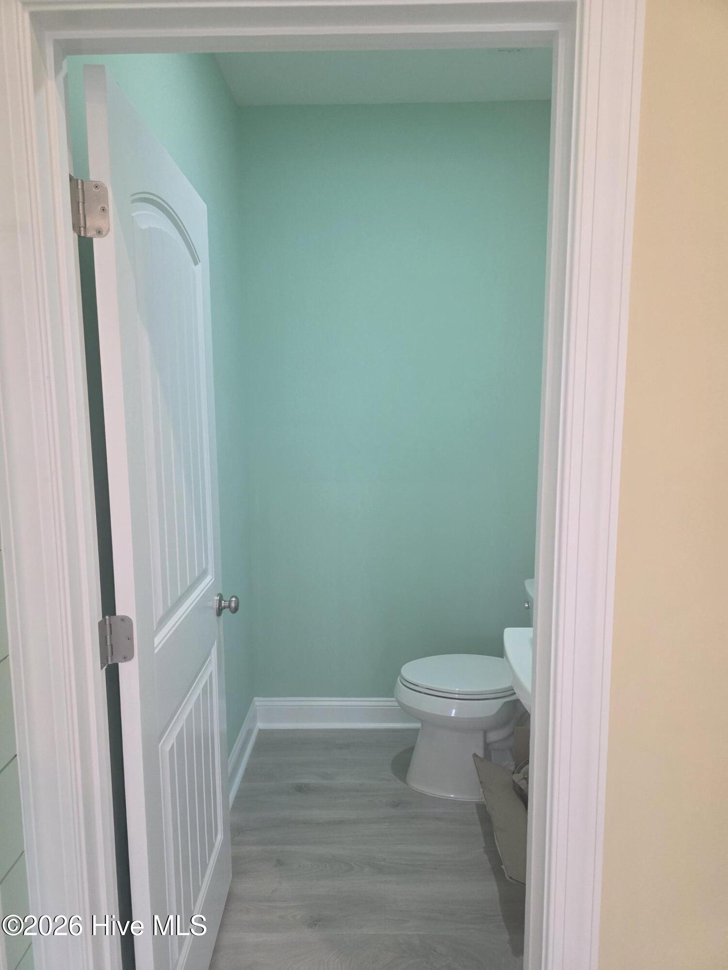 100535825 | Photo 51