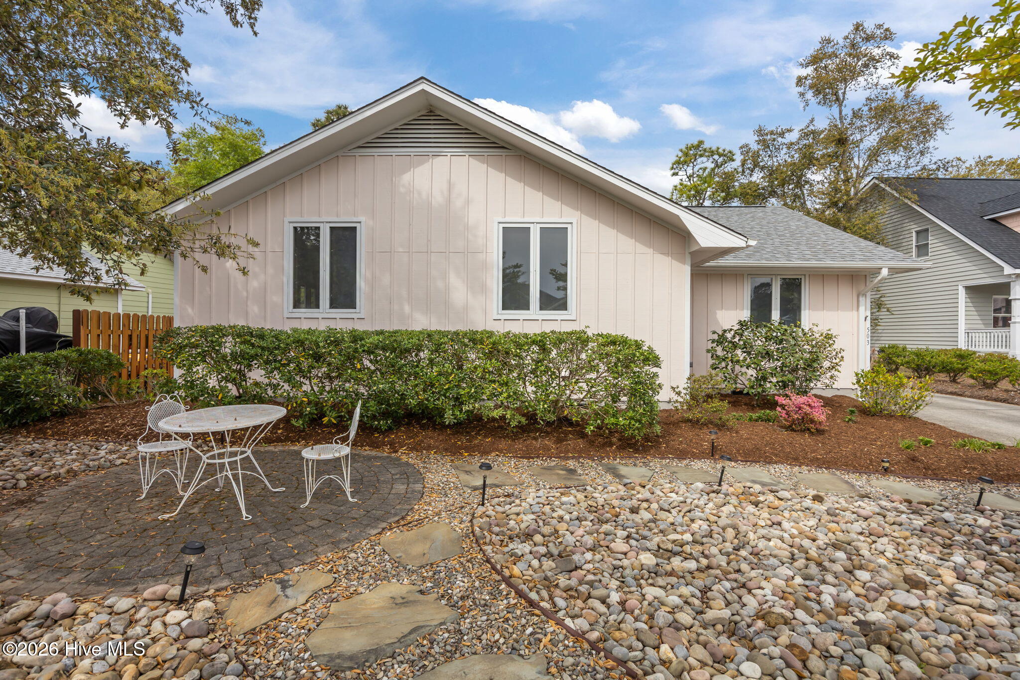 100565896 | Photo 37