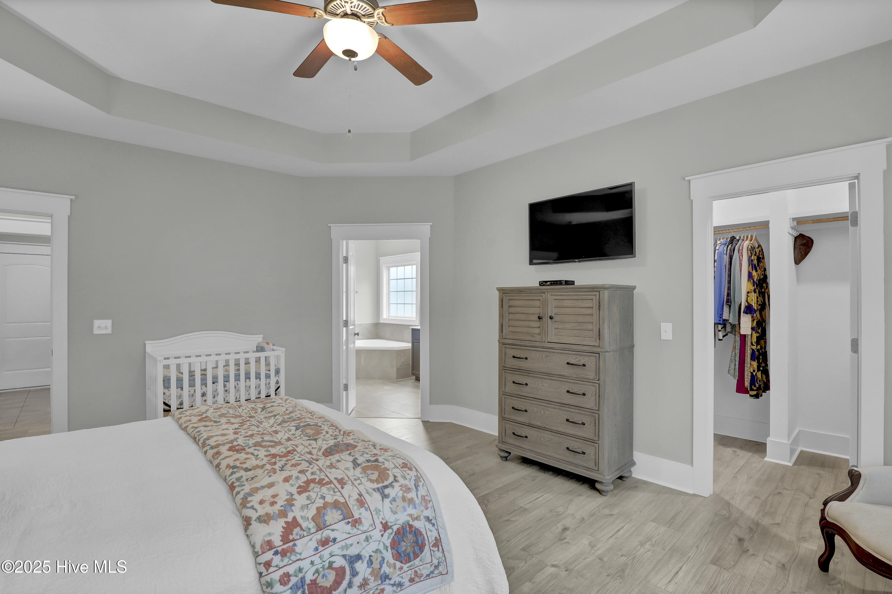 100536758 | Photo 14