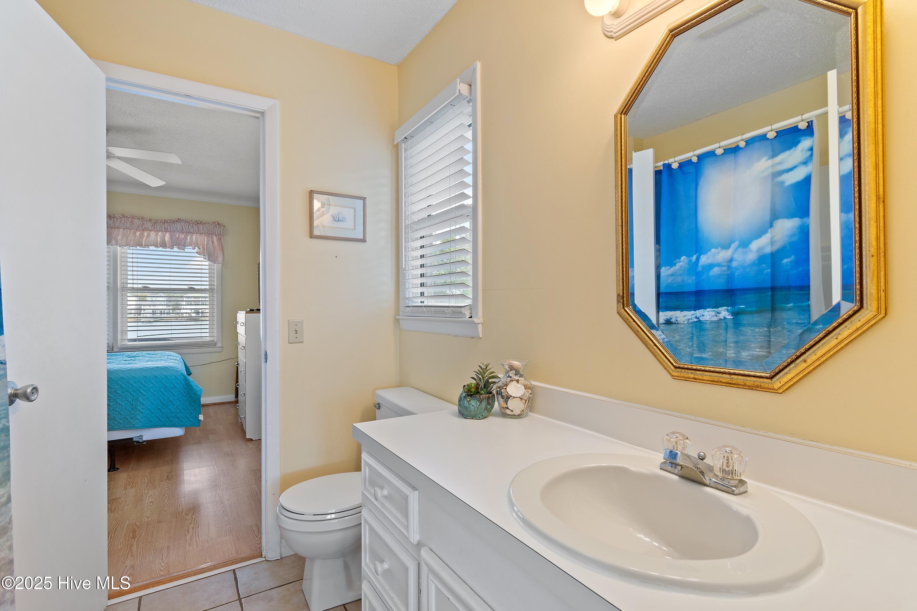 100543177 | Photo 27