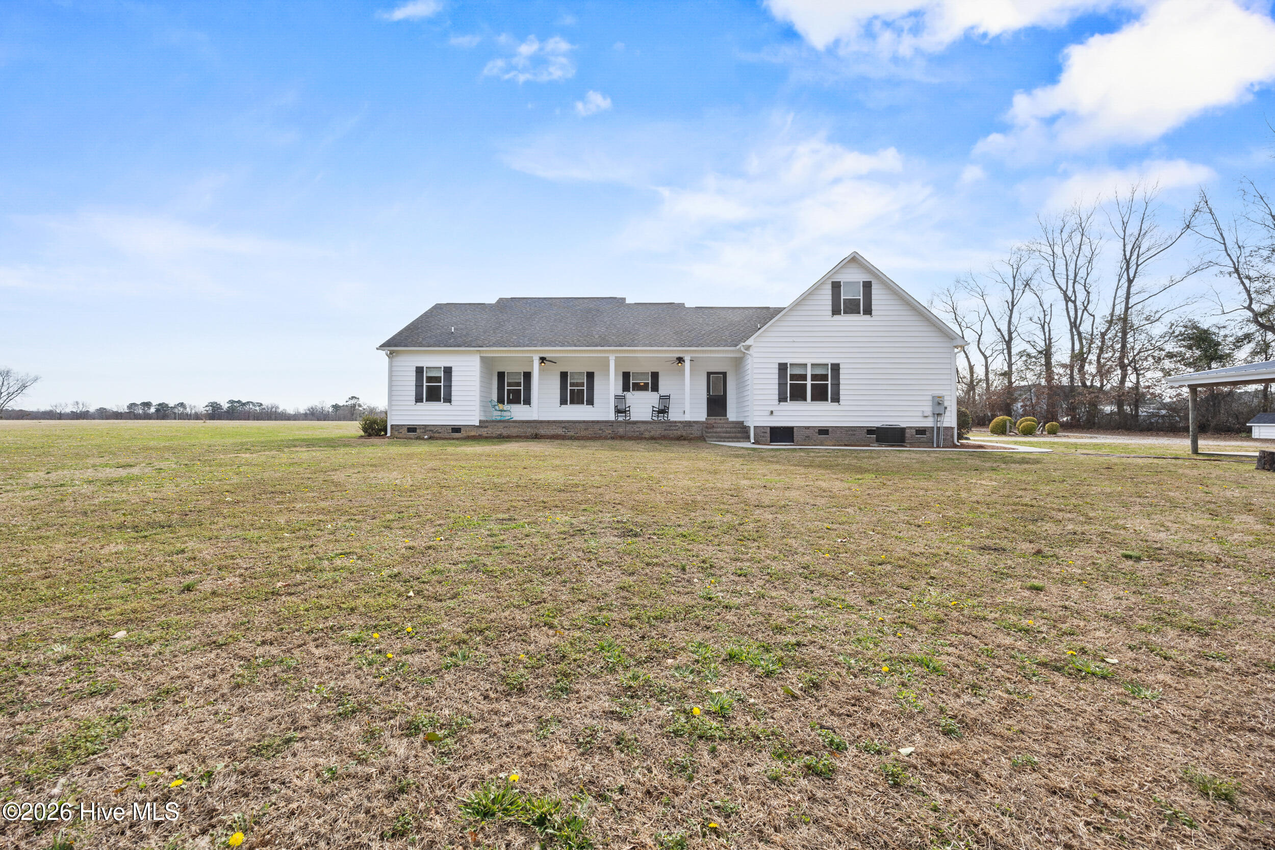 100556913 | Photo 38