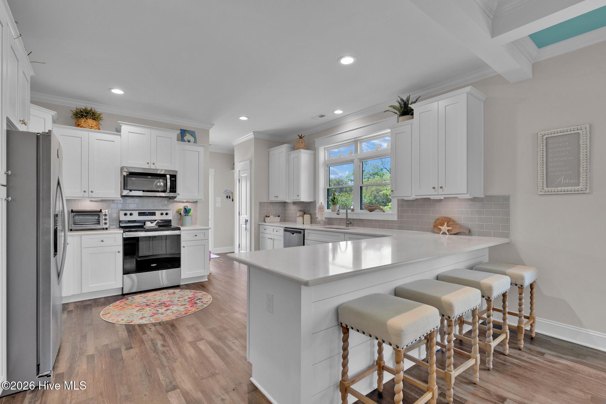 100569220 | Photo 10