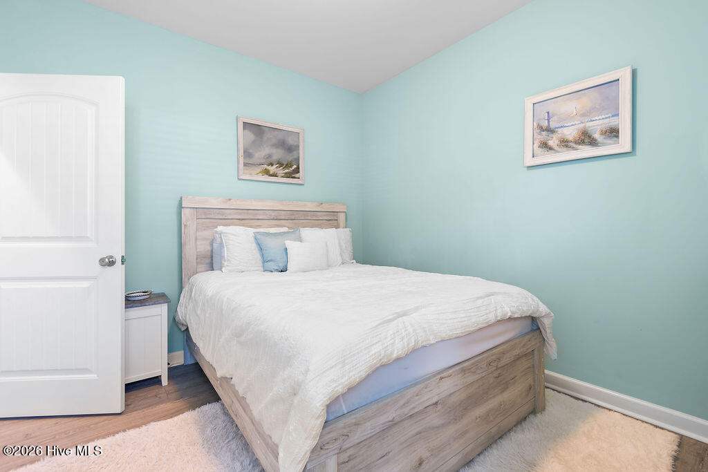 100552706 | Photo 18