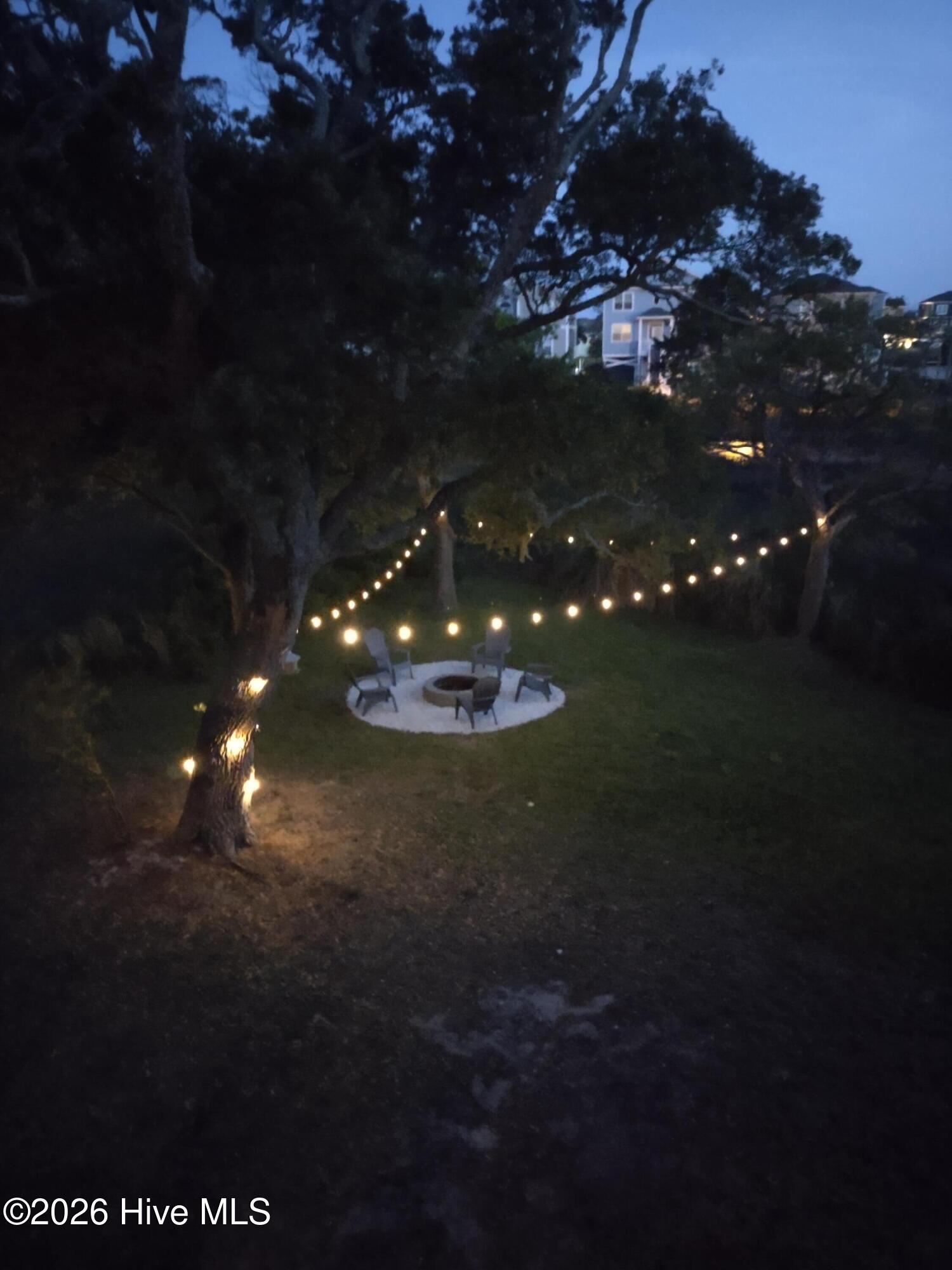 100547282 | Photo 16