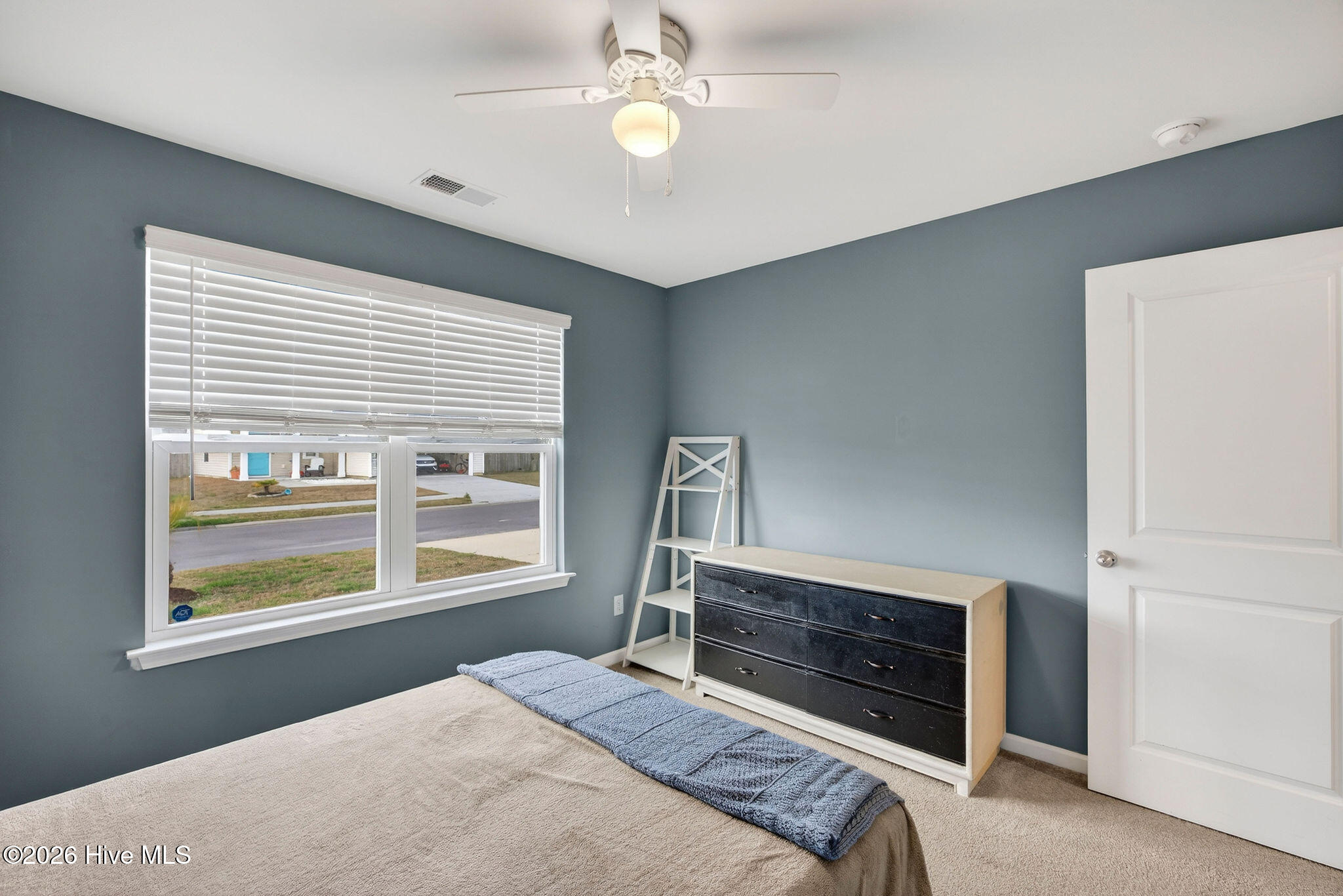 100560192 | Photo 22