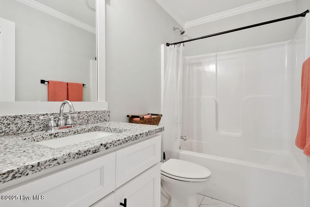 100514190 | Photo 37