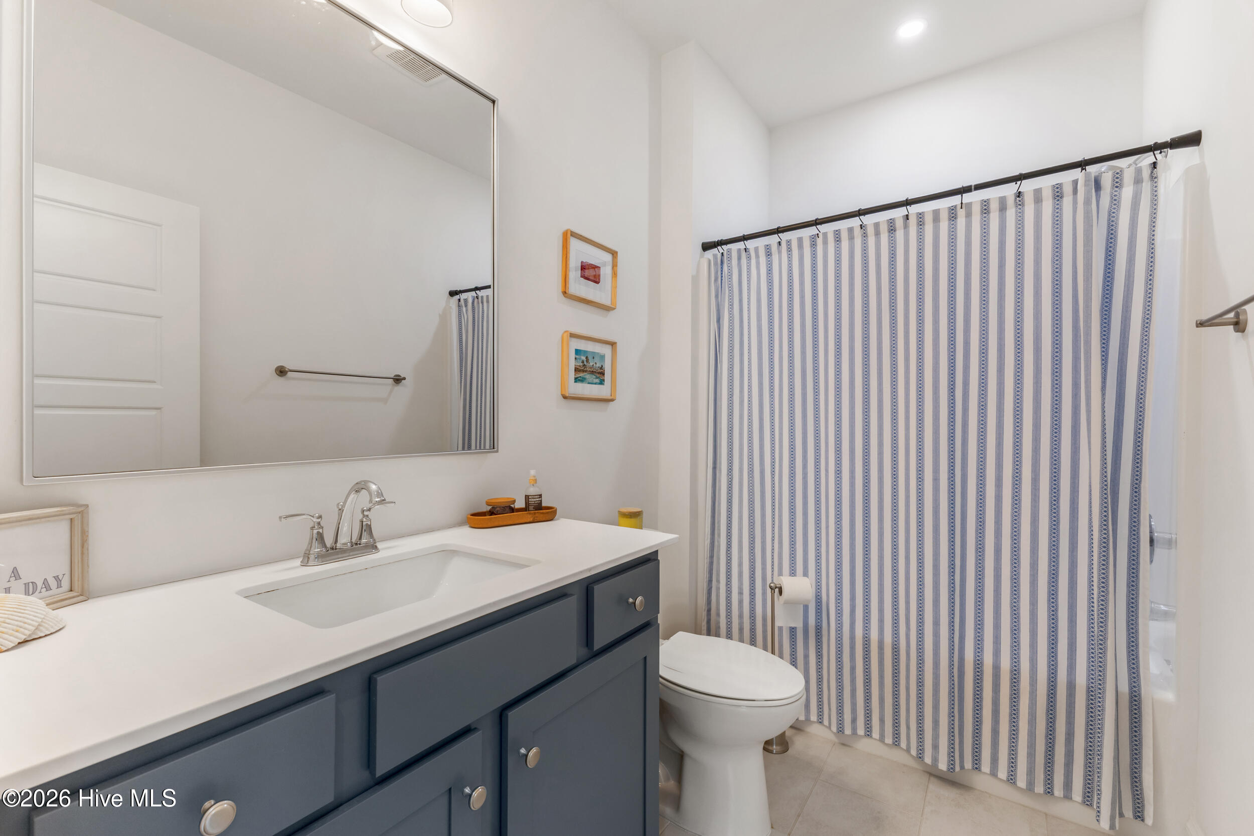 100567295 | Photo 17