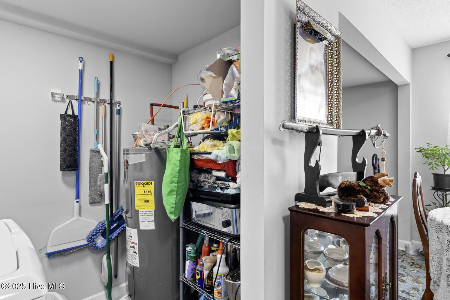 100545994 | Photo 12