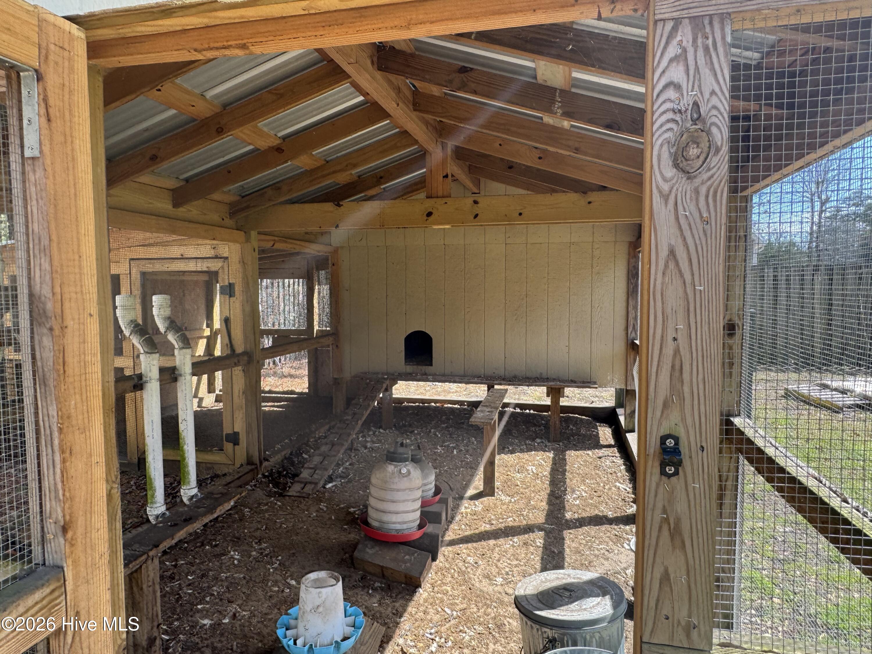 100563131 | Photo 67