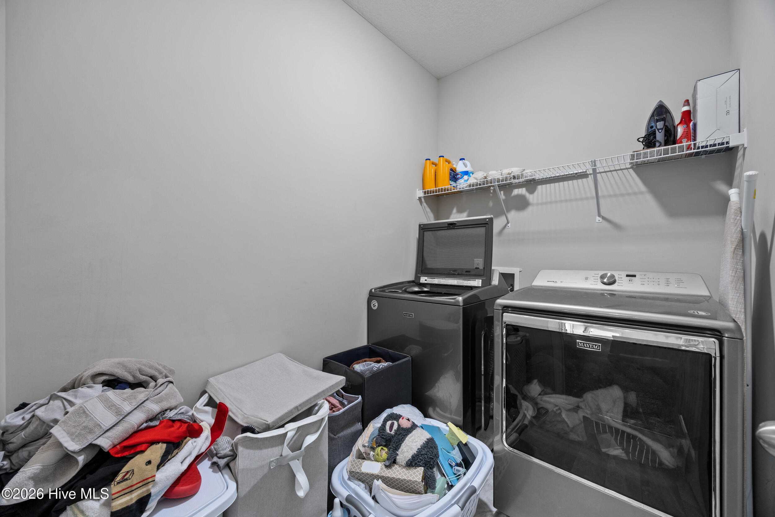 100566165 | Photo 31