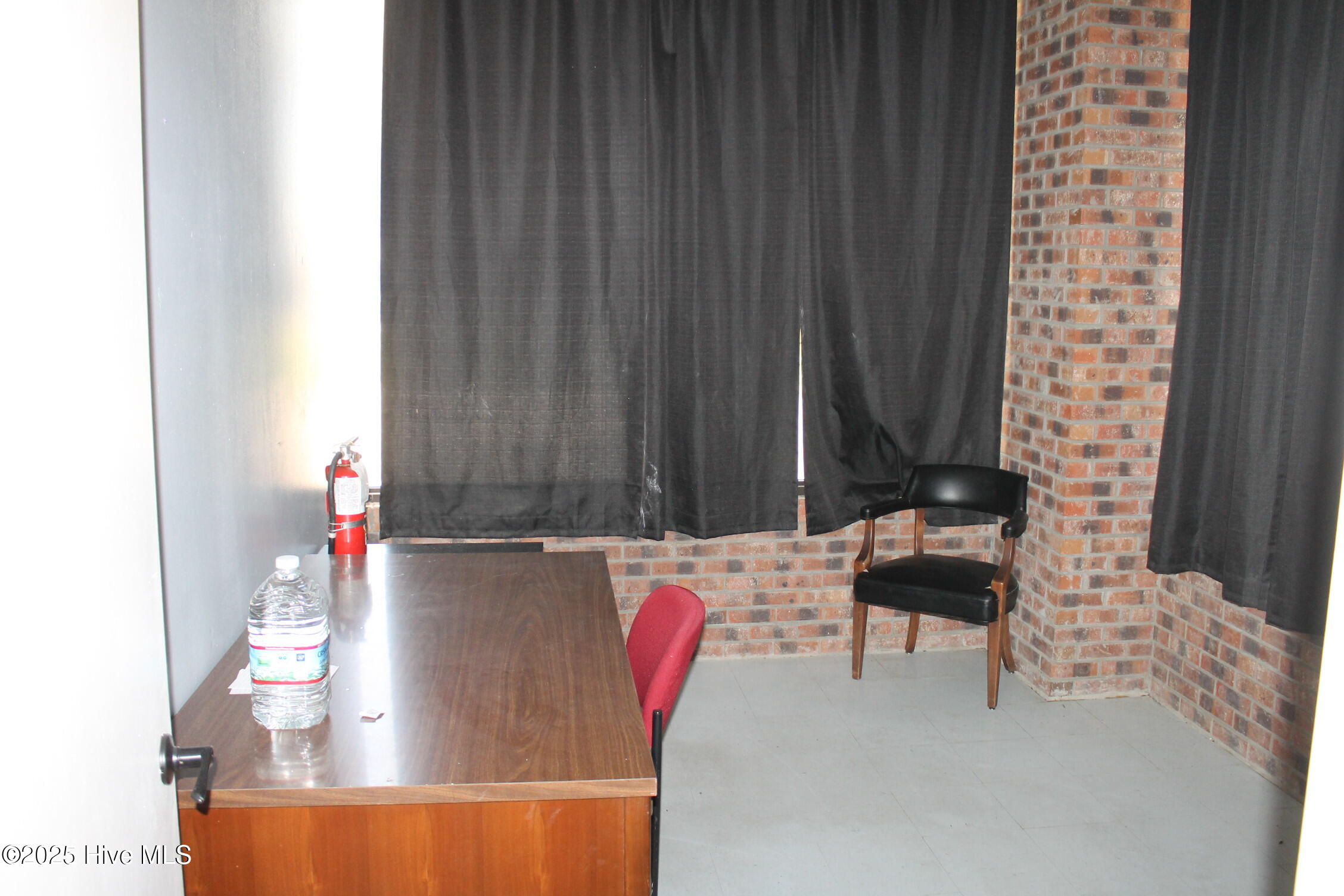 100497526 | Photo 14