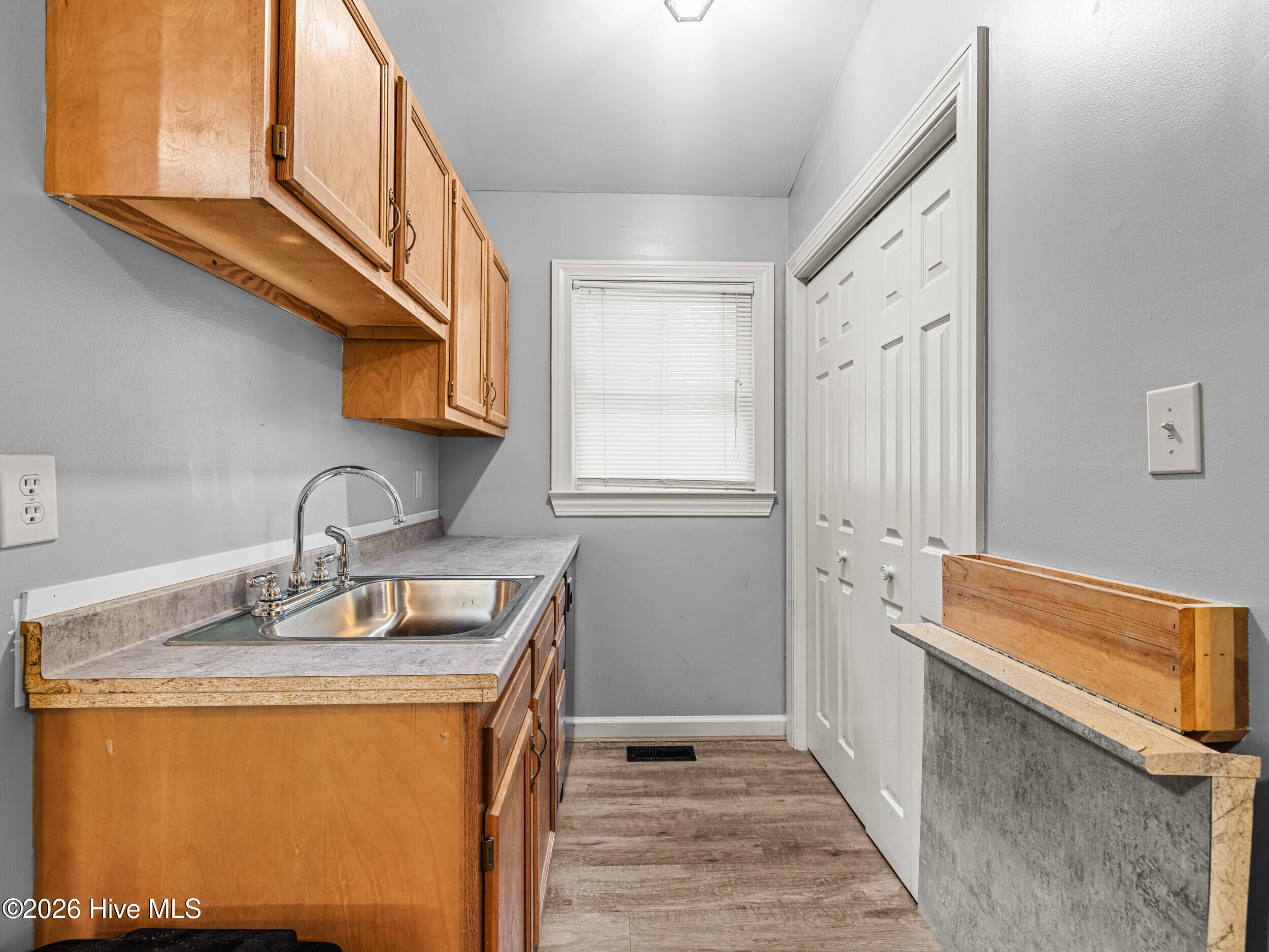 100570486 | Photo 59