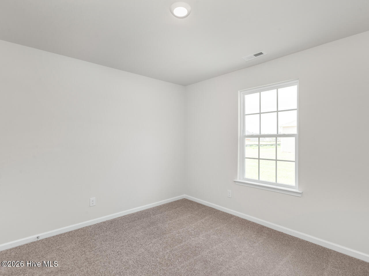 100547920 | Photo 20