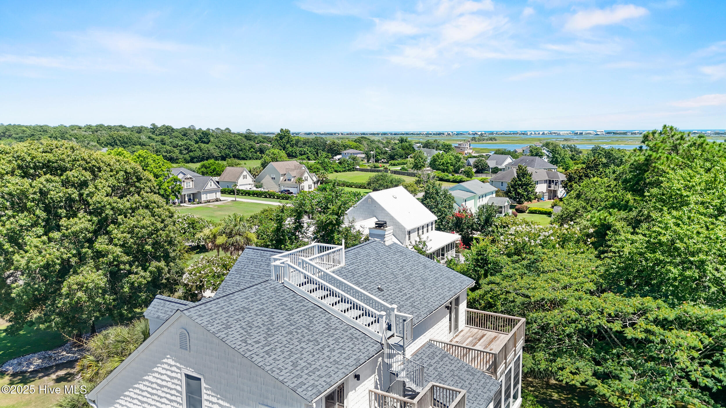 100519629 | Photo 74