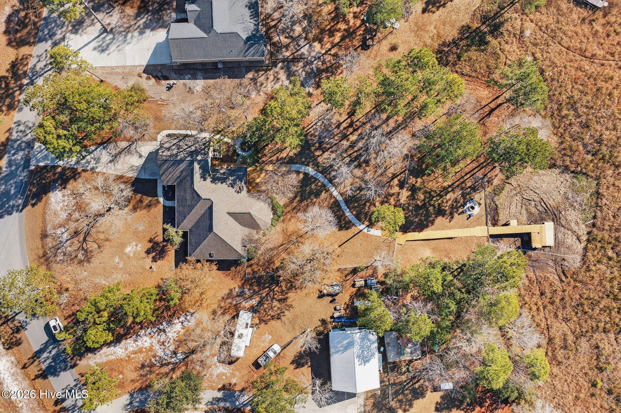 100549331 | Photo 54