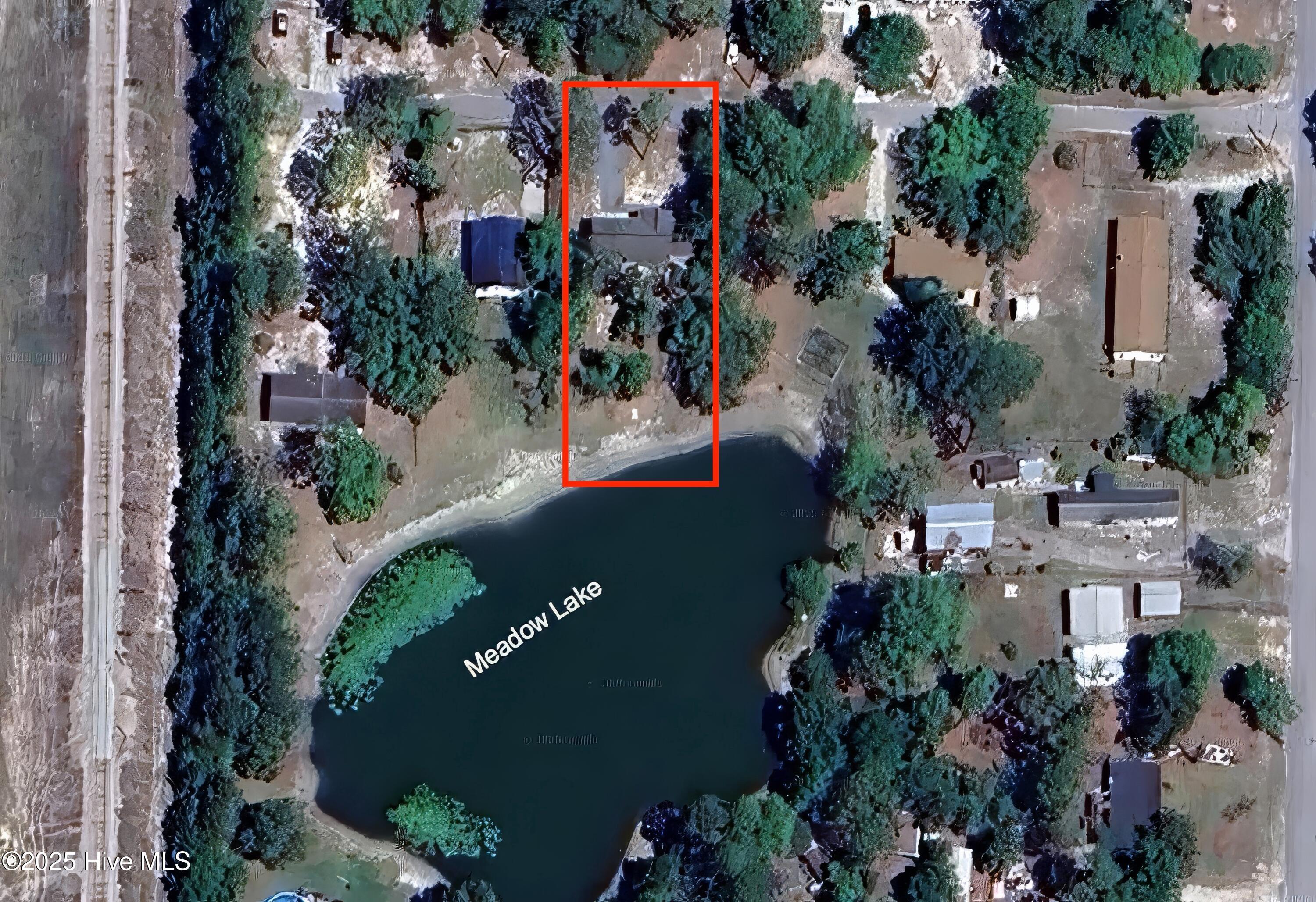 100532818 | Photo 39