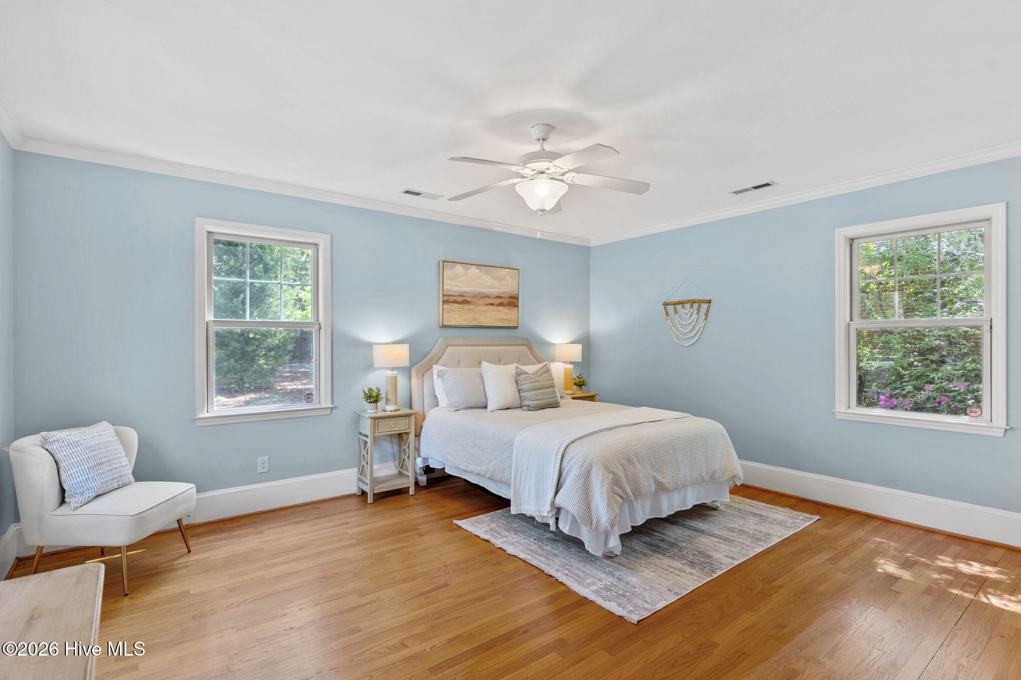 100565544 | Photo 14