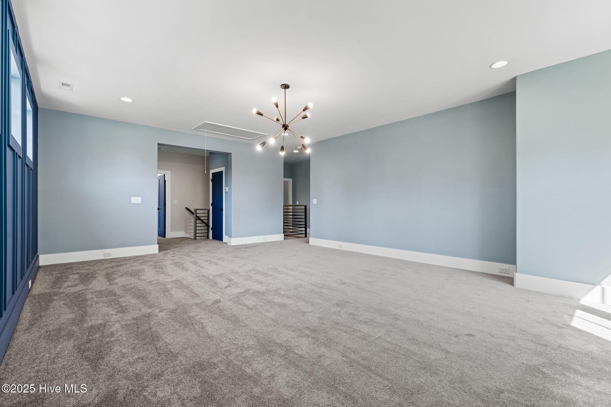 100522632 | Photo 57