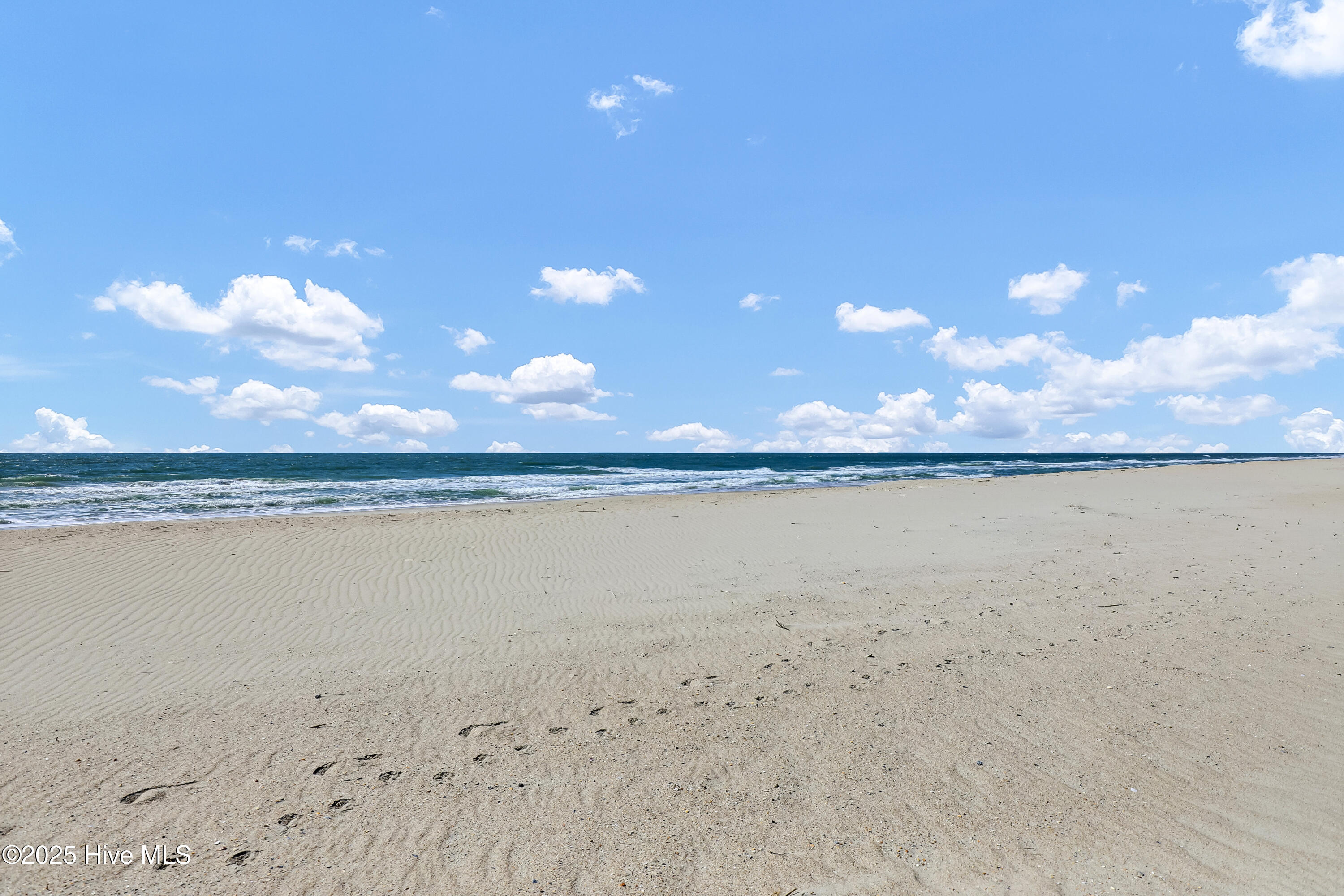 100538324 | Photo 68