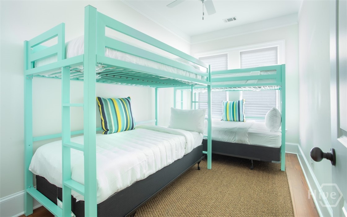 320 E Hall Street, Savannah, GA, 31401